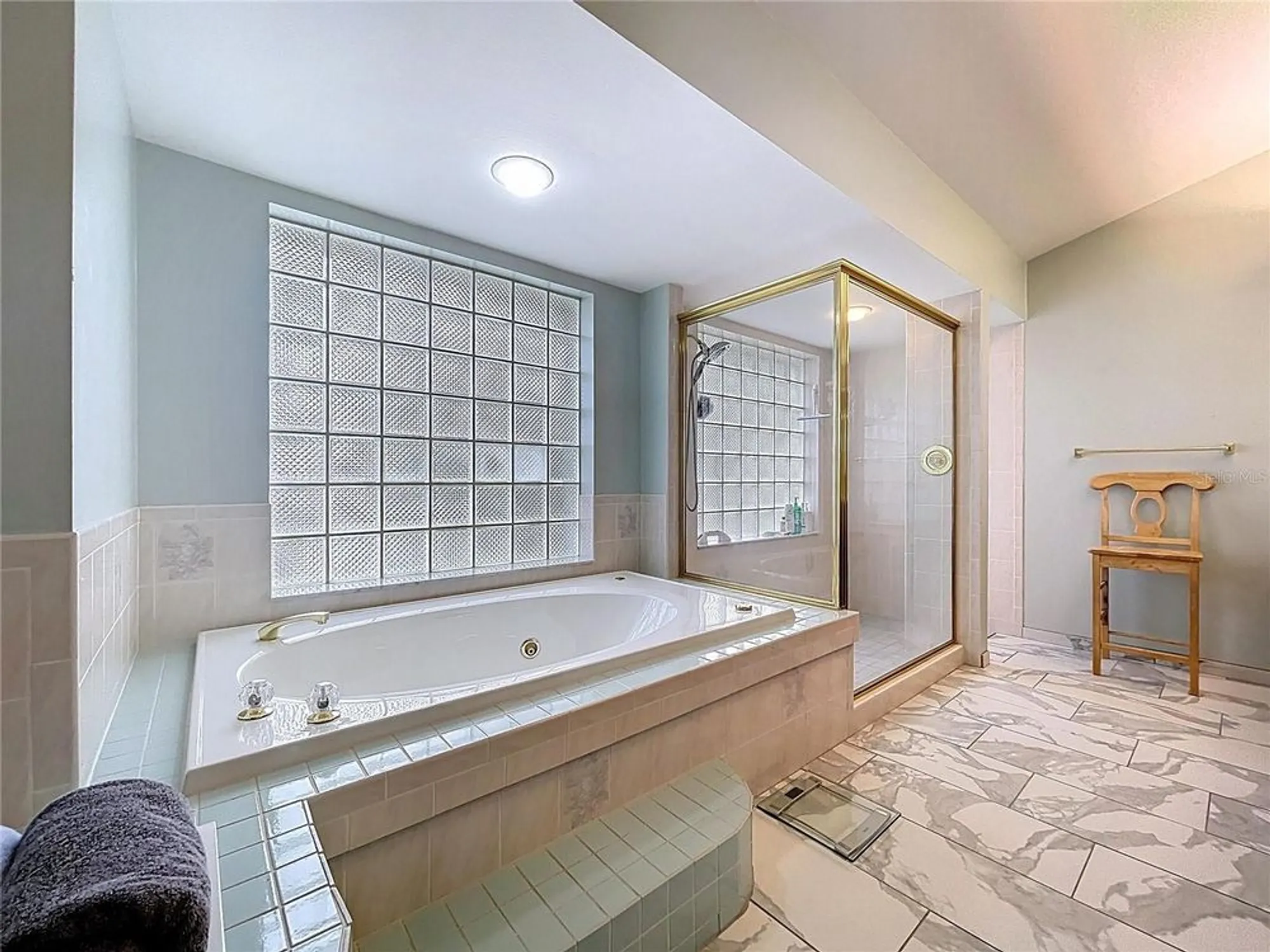 Property Slideshow image 28 of 48 | 9276 ashley dr, Weeki Wachee, FL, 34613