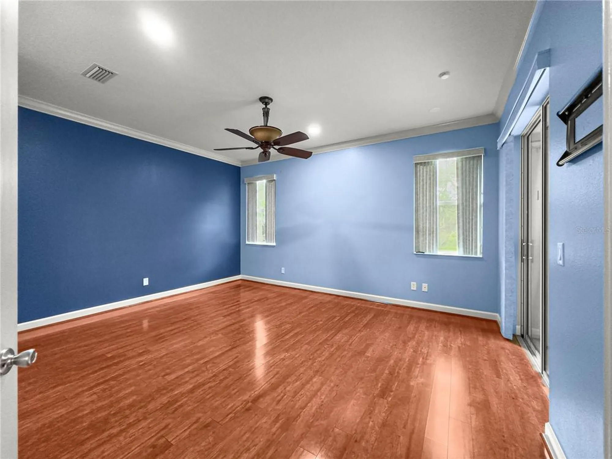 Property Slideshow image 21 of 59 | 8045 waterbury way, Mount Dora, FL, 32757