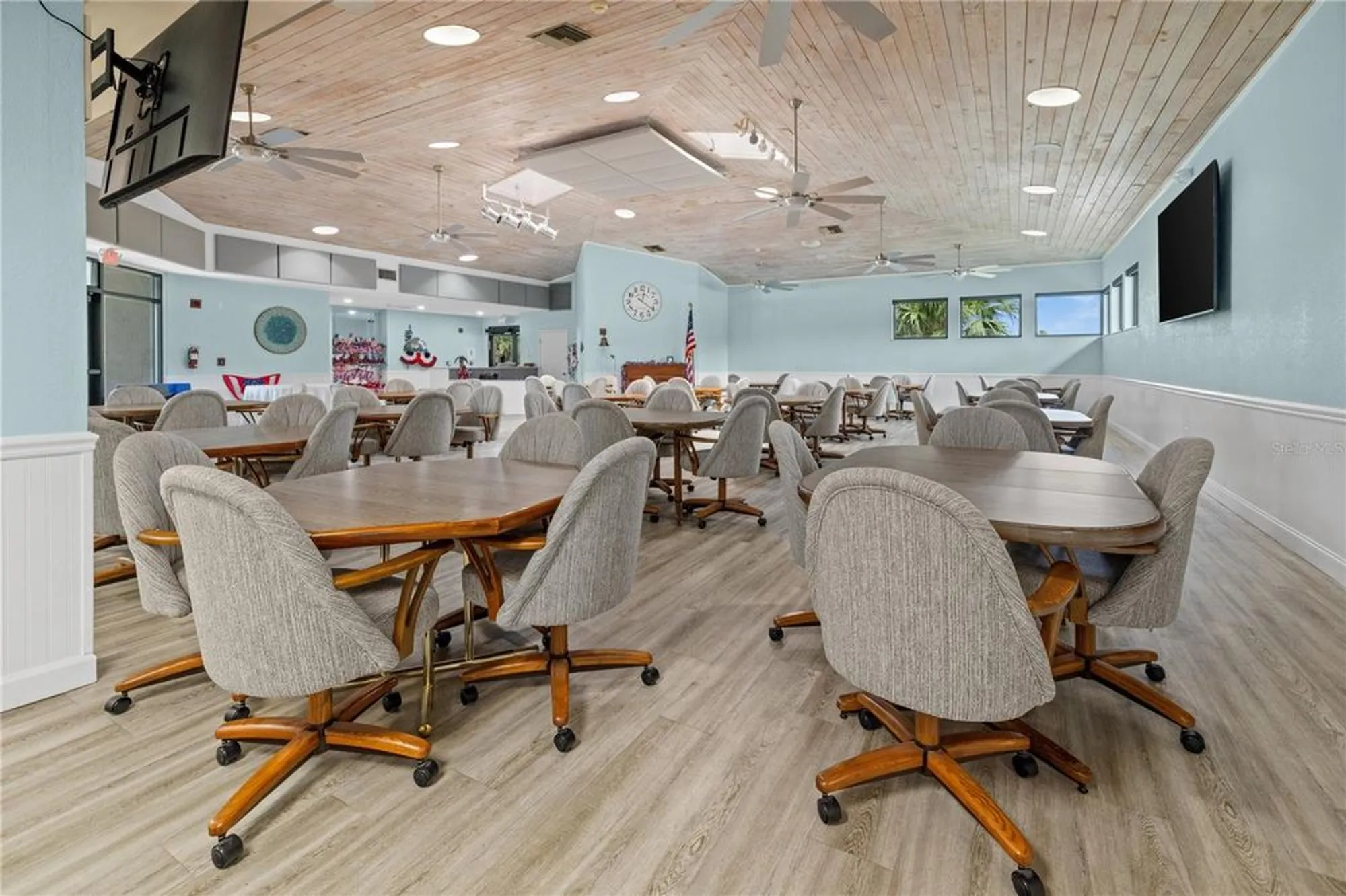 Property Slideshow image 46 of 54 | 237 park forest blvd 156, Englewood, FL, 34223