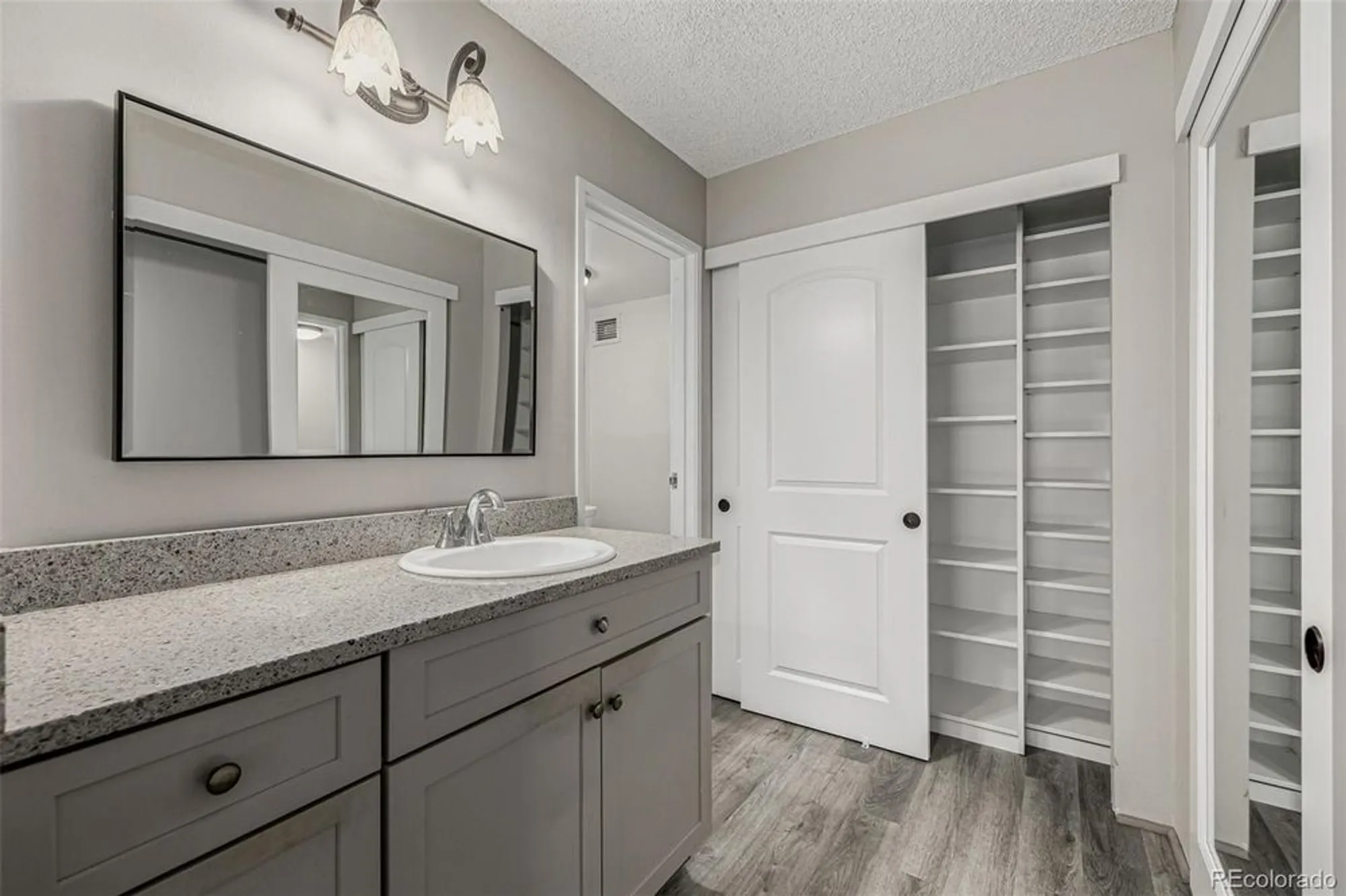 Property Slideshow image 10 of 31 | 14050 e linvale pl apt 106, Aurora, CO, 80014