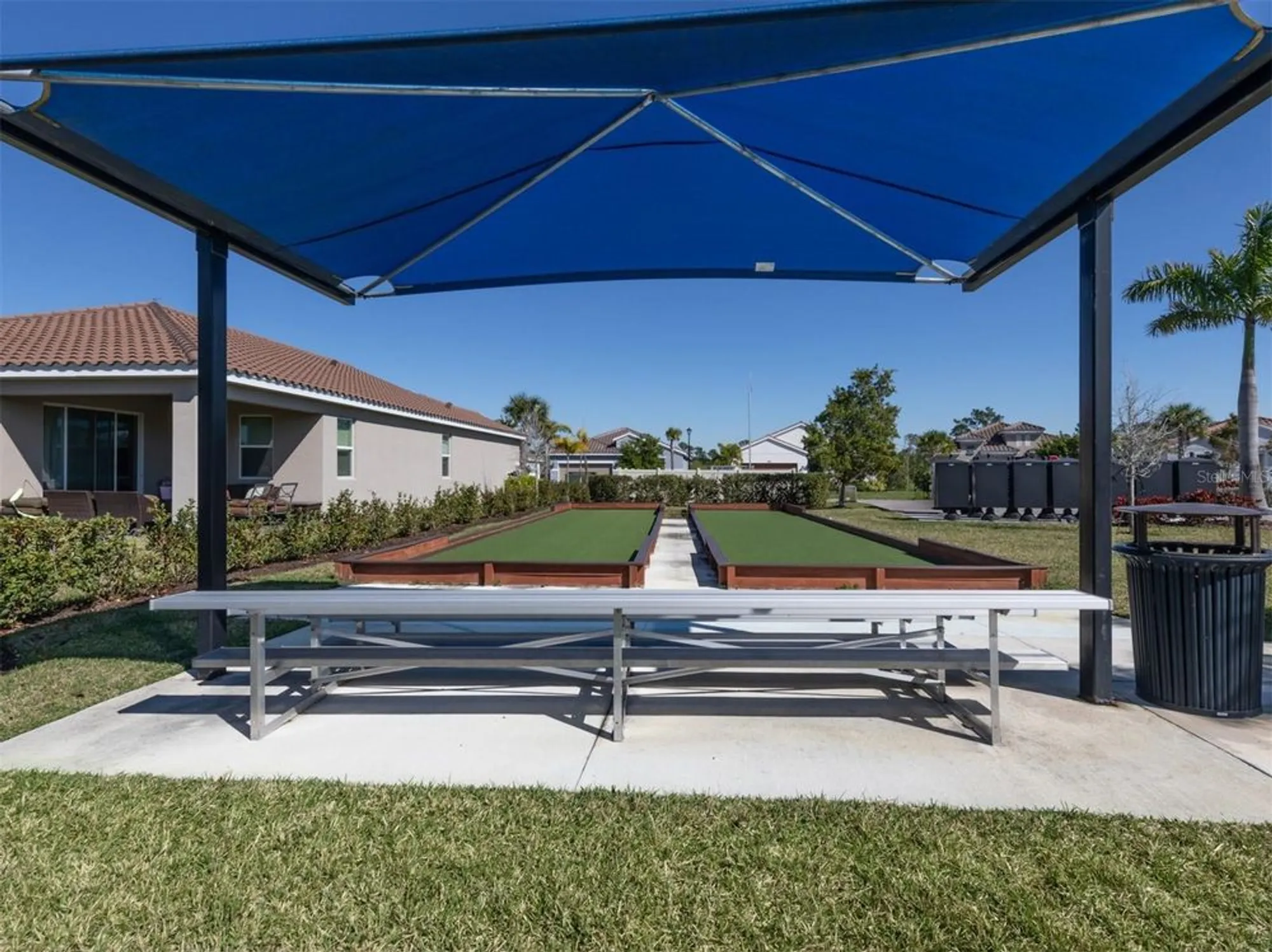 Property Slideshow image 52 of 78 | 592 mistiflower cir, Nokomis, FL, 34275