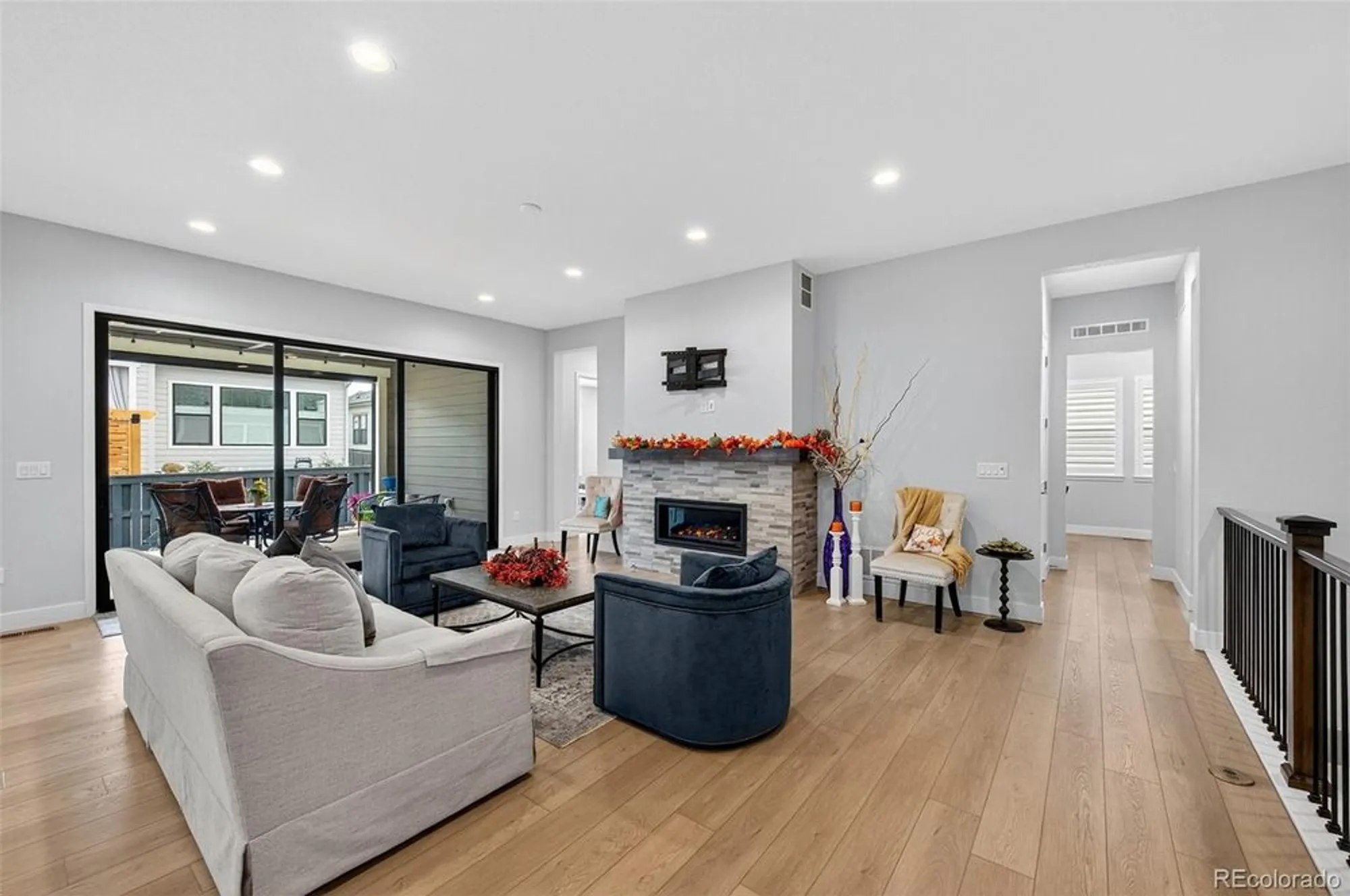 Property Slideshow image 6 of 46 | 11412 autumn moon st, Littleton, CO, 80125