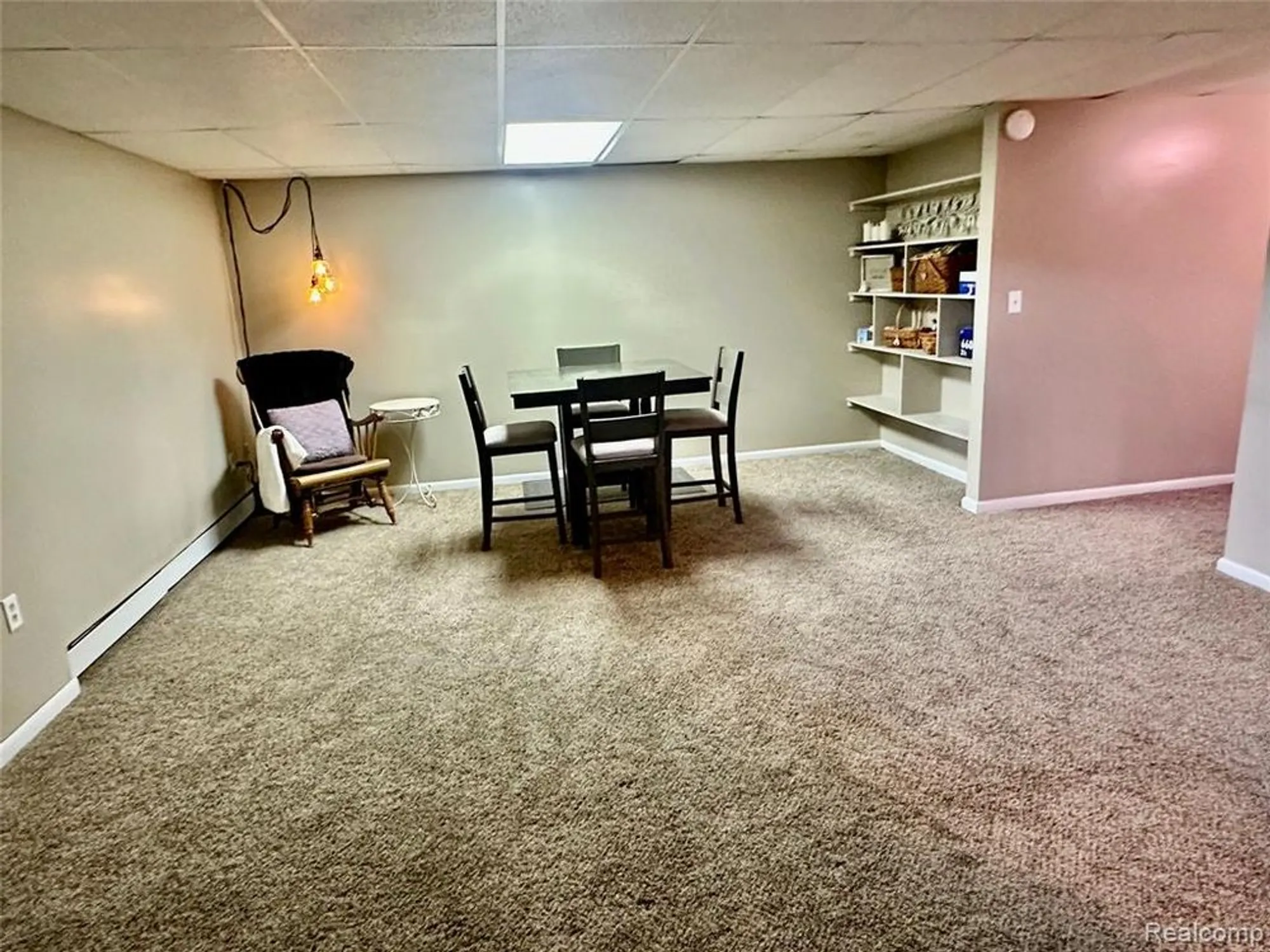 Property Slideshow image 17 of 20 | 25411 concord ln # 4, South Lyon, MI, 48178