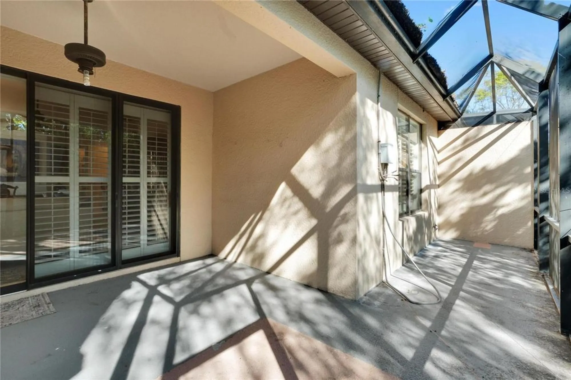 Property Slideshow image 44 of 67 | 204 mystic falls dr, Apollo Beach, FL, 33572