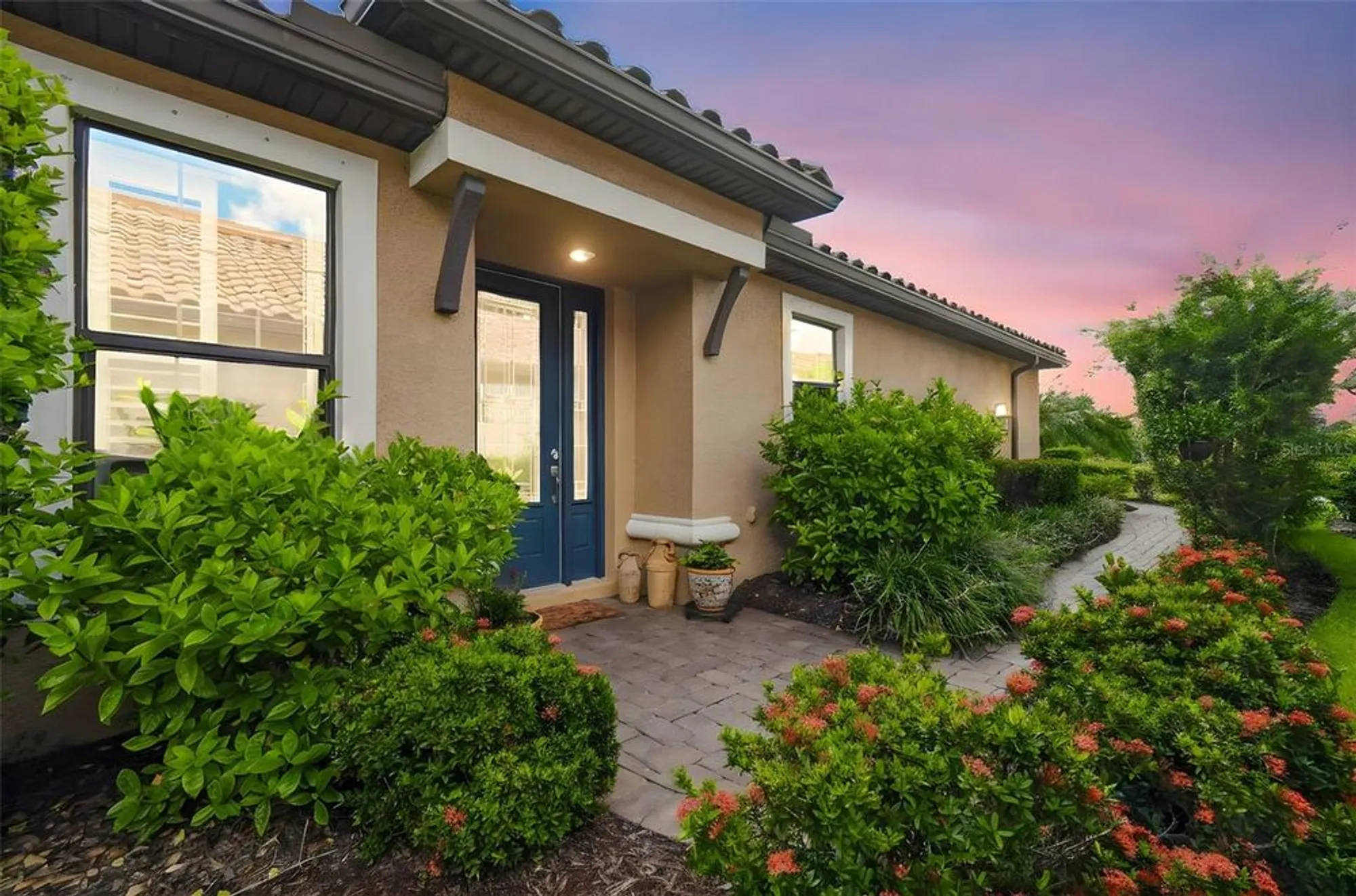 Property Slideshow image 8 of 70 | 11551 callisia dr, Odessa, FL, 33556