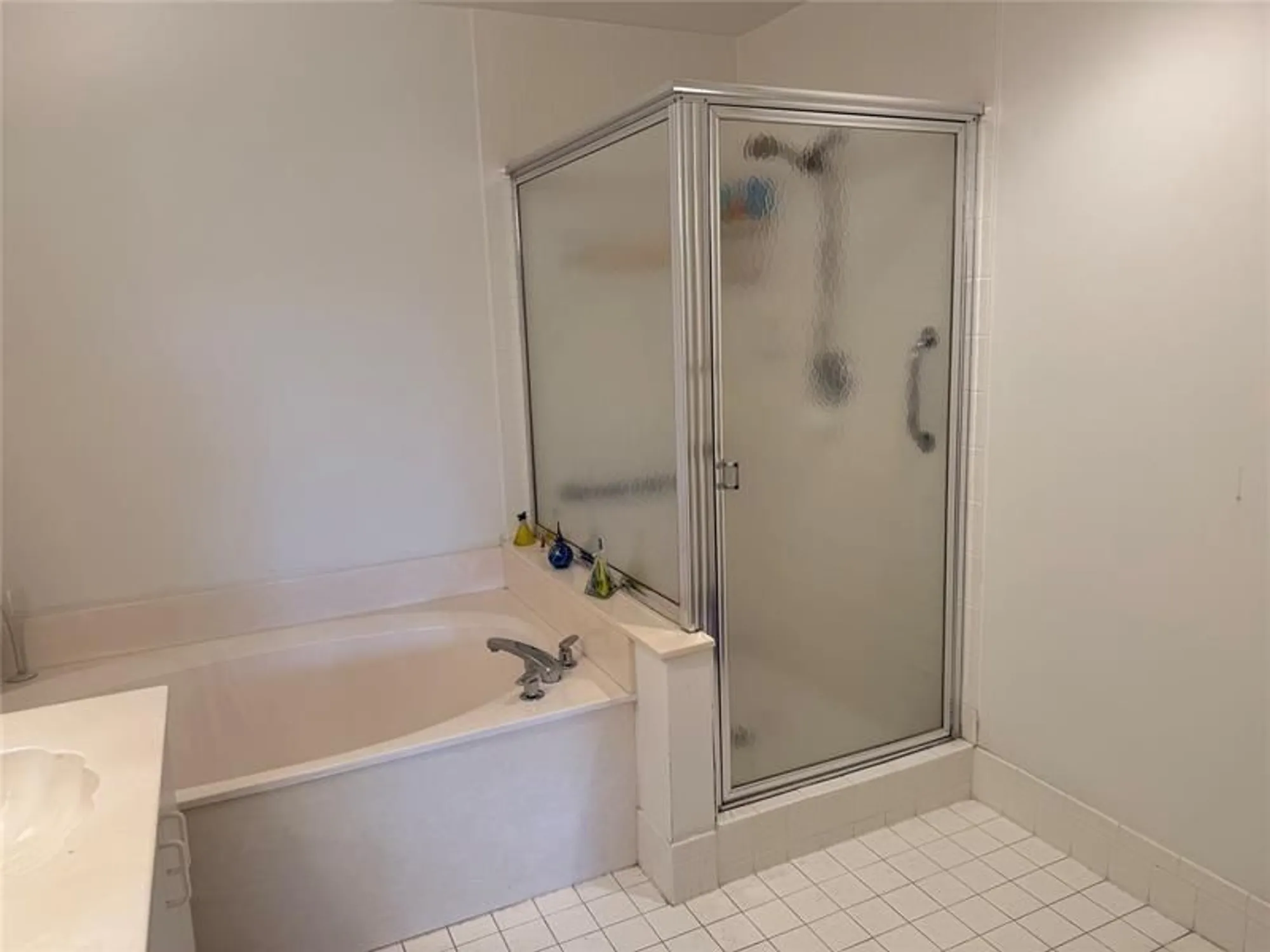 Property Slideshow image 21 of 41 | 5914 regal glen dr 205, Boynton Beach, FL, 33437