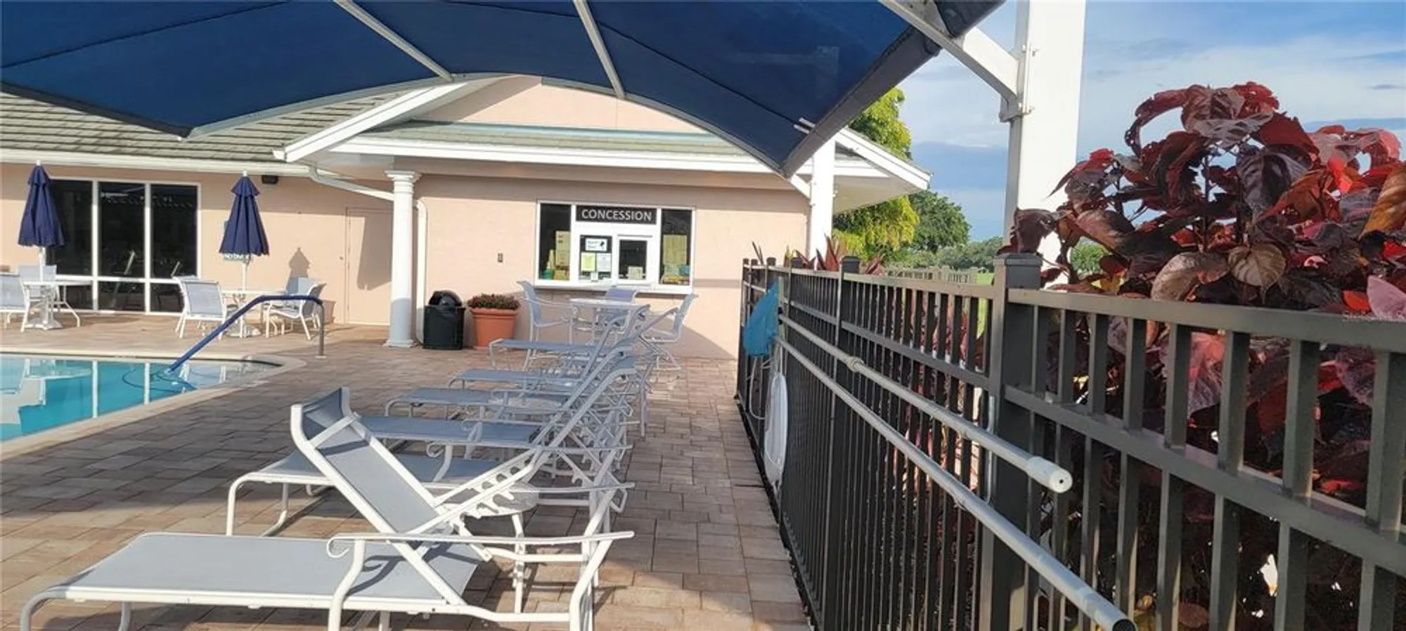 Property Slideshow image 63 of 75 | 6834 fairview ter # 6834, Bradenton, FL, 34203