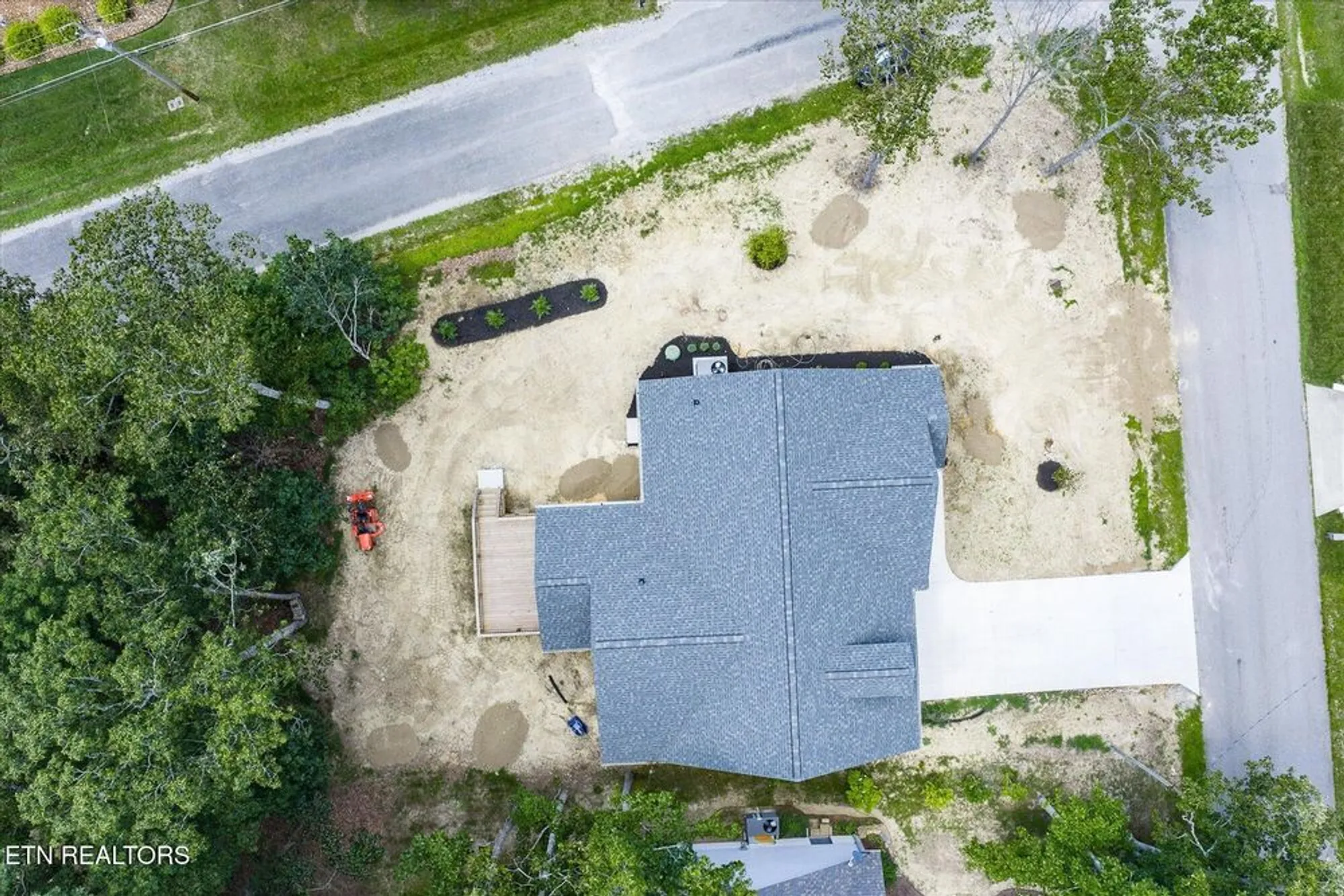 Property Slideshow image 43 of 43 | 145 lakeside dr, Crossville, TN, 38558