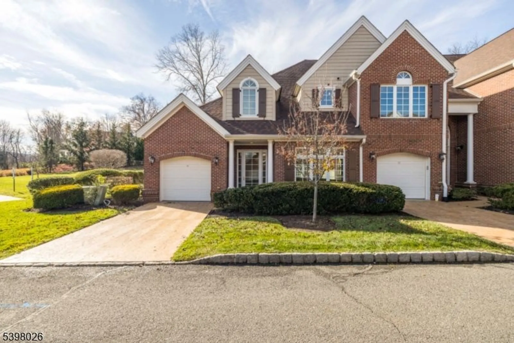 Property Slideshow image 1 of 19 | 34 schmidt cir, Watchung, NJ, 07069