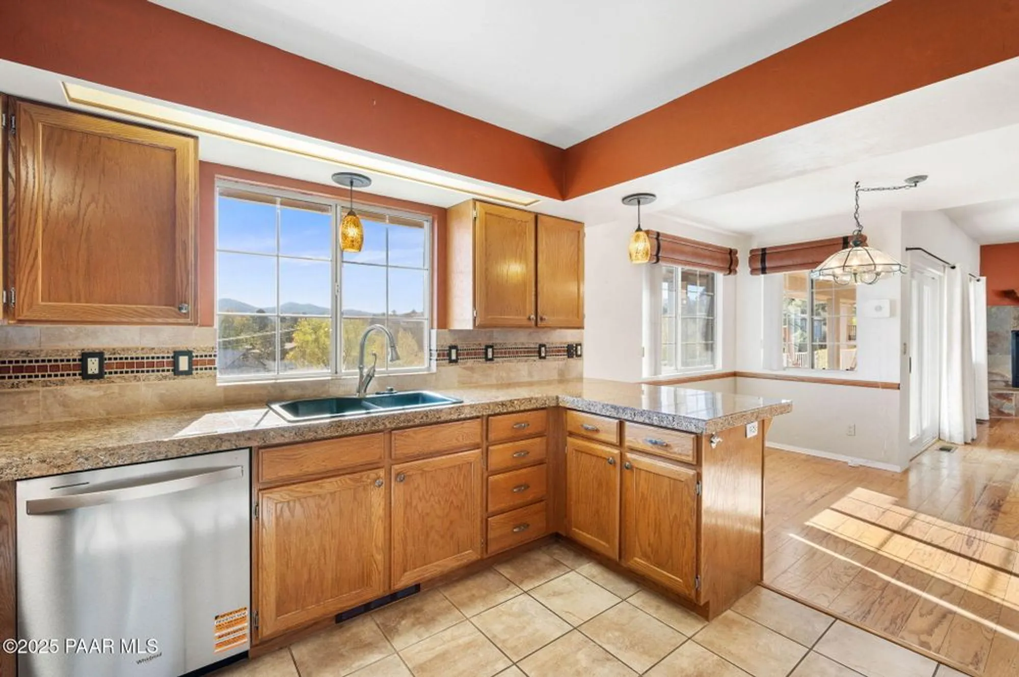 Property Slideshow image 12 of 46 | 815 sunrise blvd, Prescott, AZ, 86301