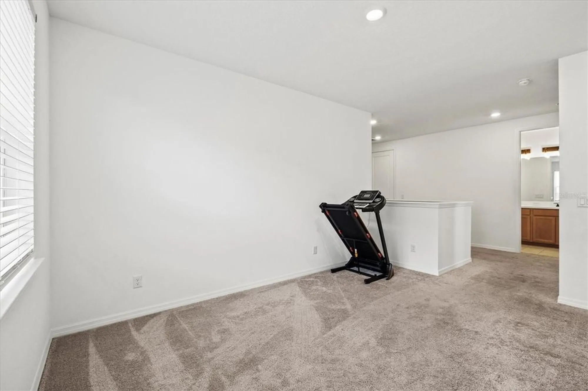 Property Slideshow image 46 of 95 | 5458 summit gln, Bradenton, FL, 34203