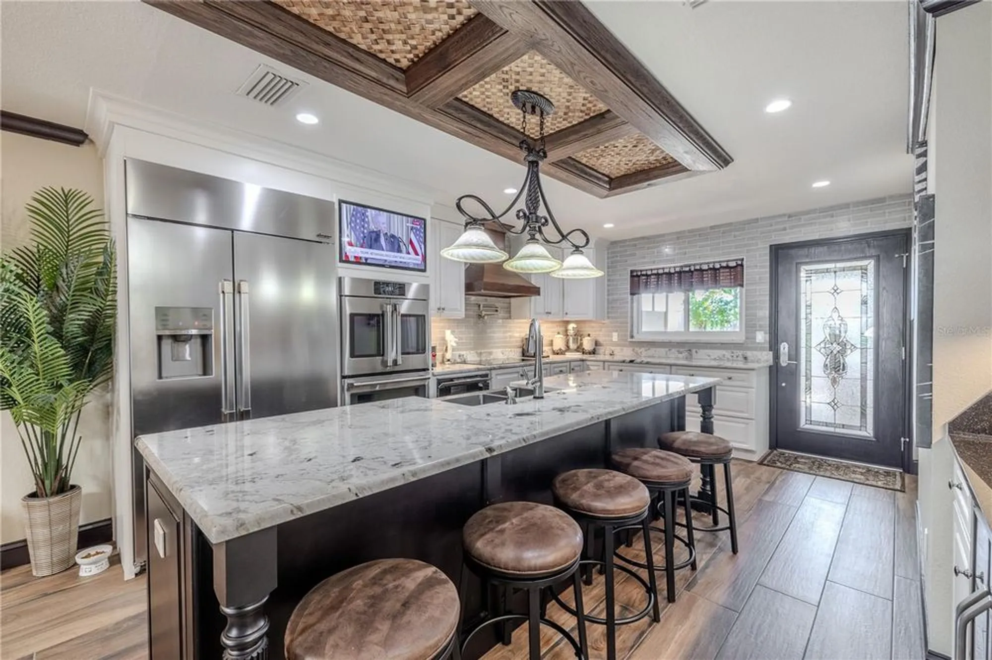 Property Slideshow image 9 of 64 | 345 boca ciega point blvd, Saint Petersburg, FL, 33708