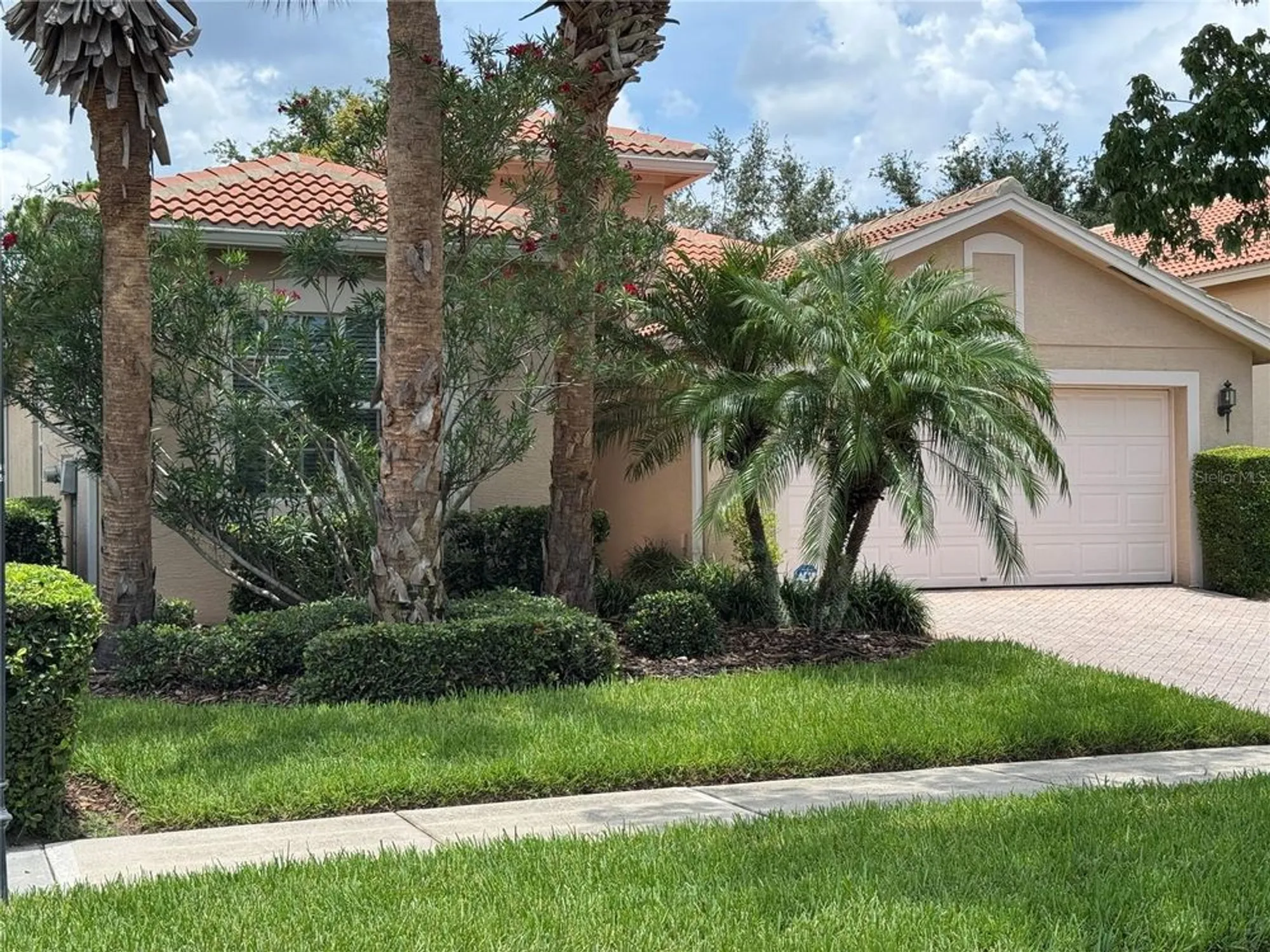 Property Slideshow image 1 of 40 | 4938 sandy brook cir, Wimauma, FL, 33598