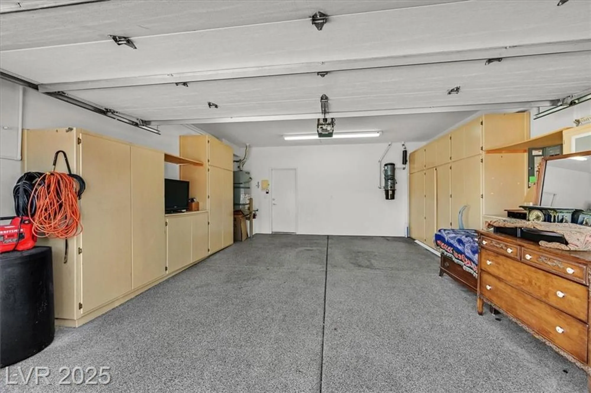 Property Slideshow image 27 of 40 | 2164 sawtooth mountain dr, Henderson, NV, 89044