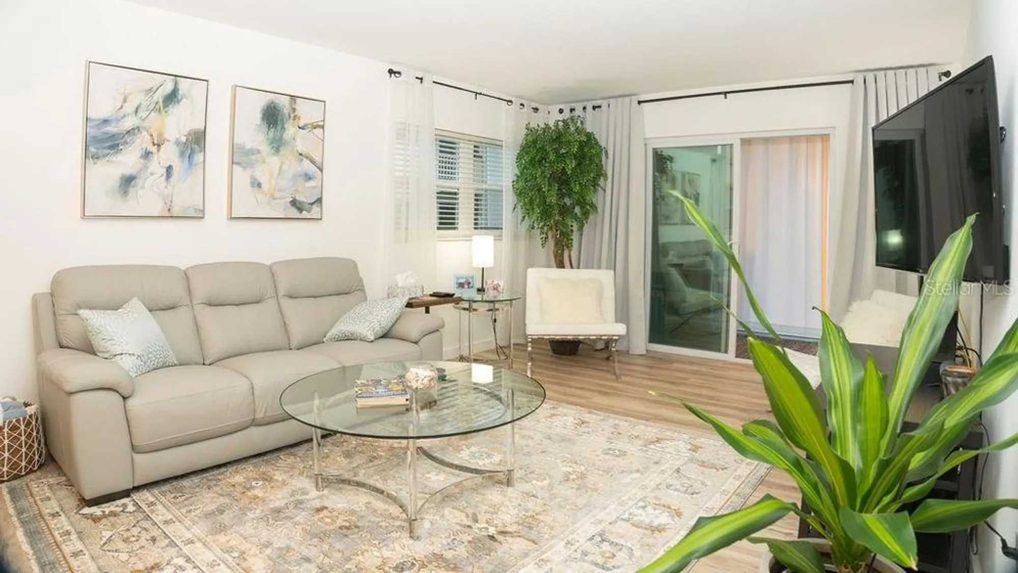 Property Slideshow image 4 of 19 | 304 46th avenue ter 216, Bradenton, FL, 34207