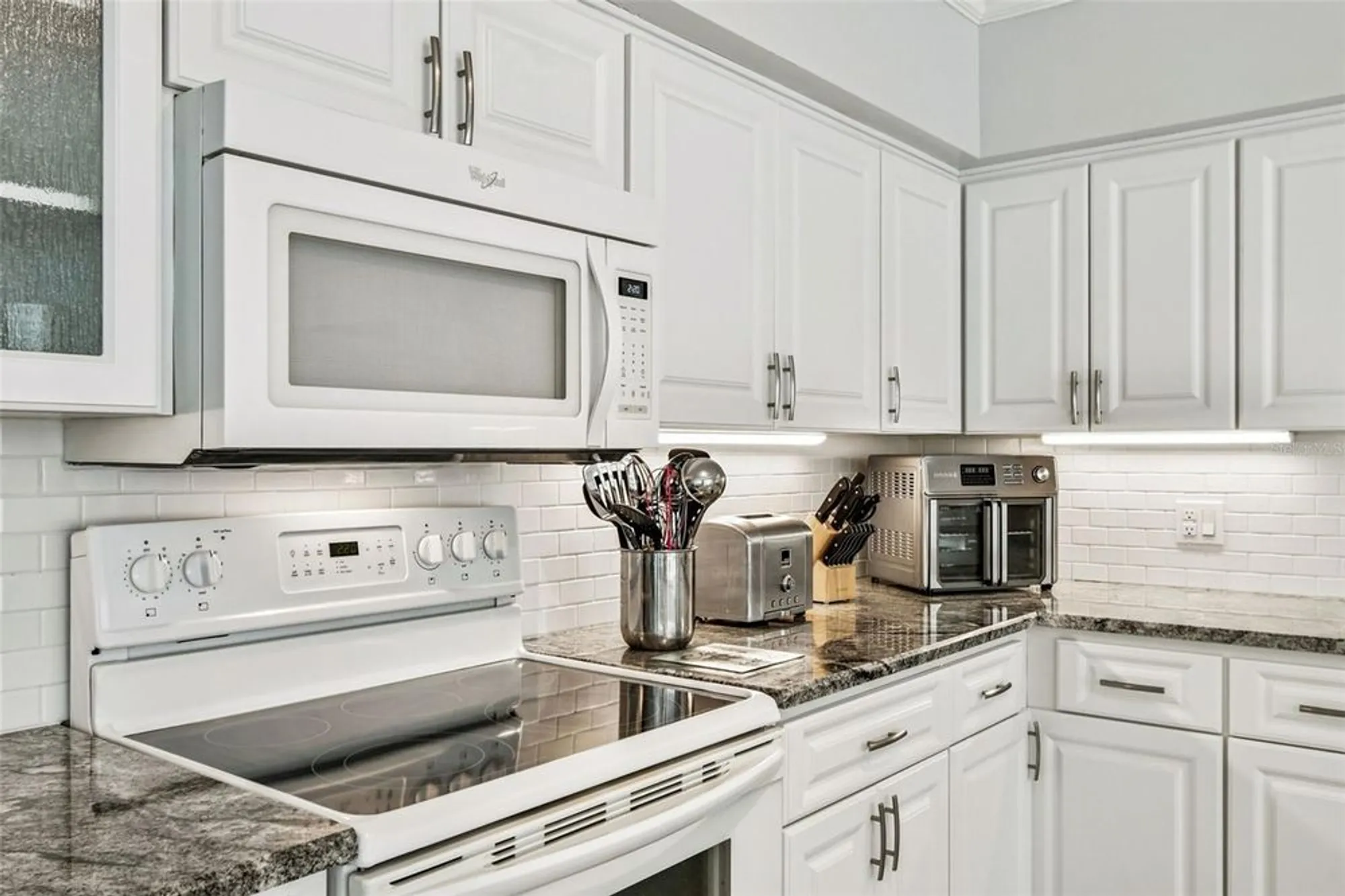 Property Slideshow image 33 of 74 | 2170 americus blvd 34, Clearwater, FL, 33763