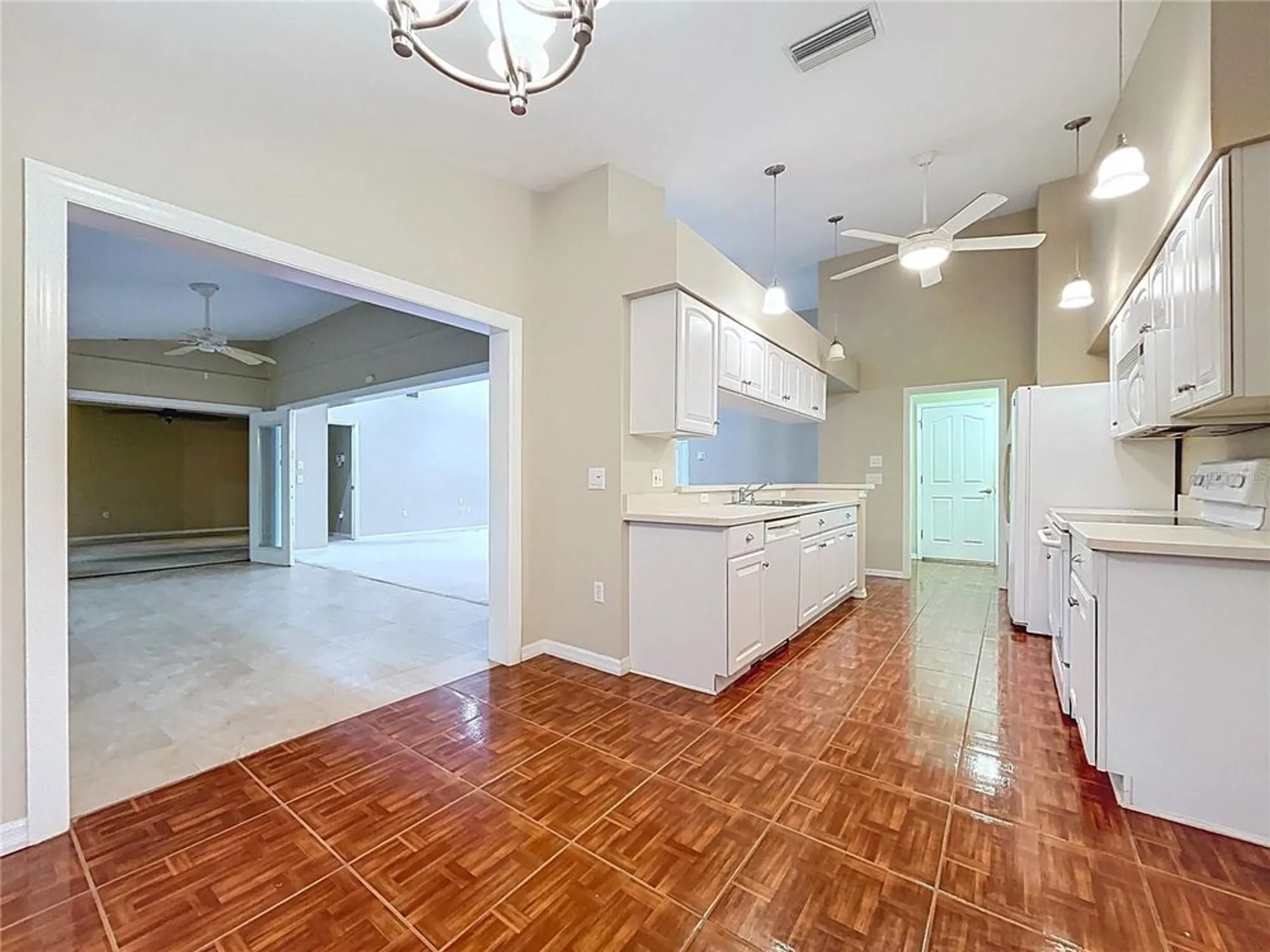 Property Slideshow image 7 of 25 | 18736 bent pine dr dr, Hudson, FL, 34667