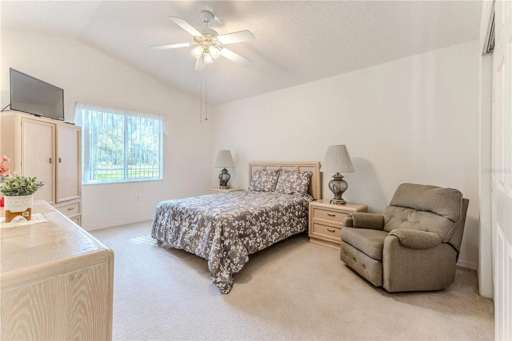 Property Slideshow image 30 of 64 | 432 mistwood ct, Spring Hill, FL, 34609