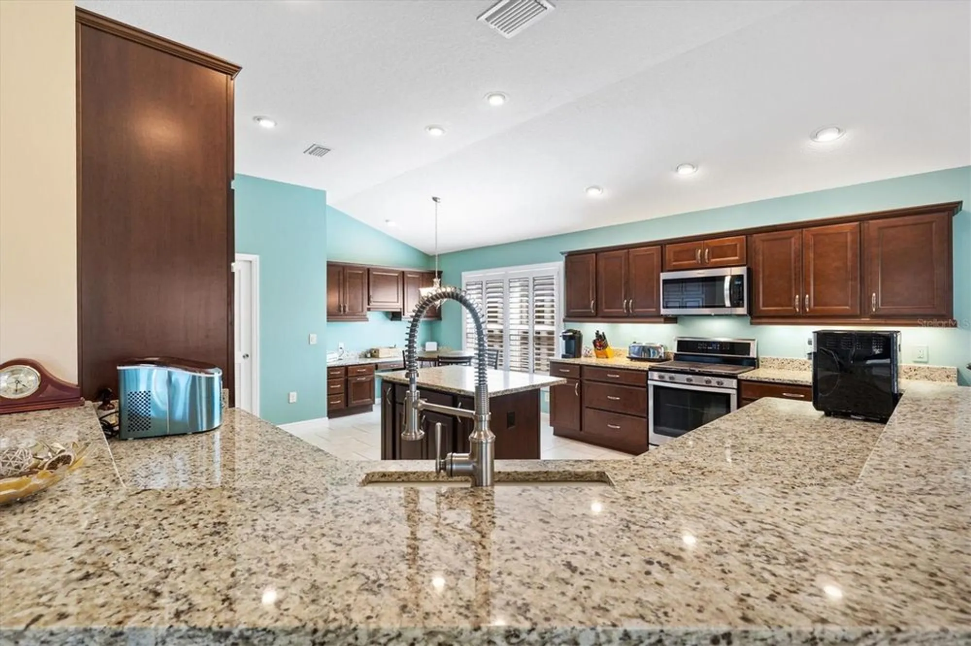 Property Slideshow image 13 of 42 | 3202 condrey ct, The Villages, FL, 32163