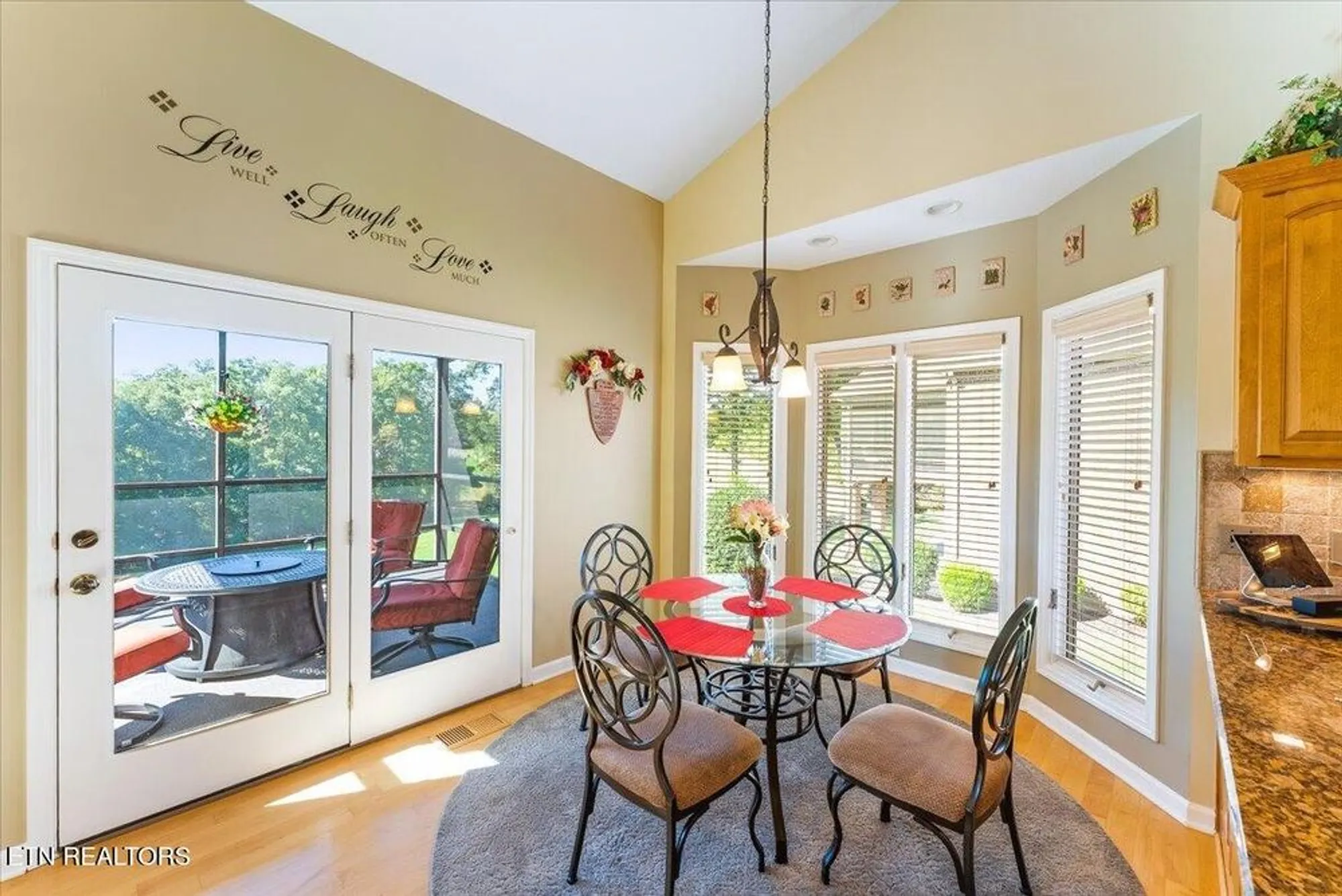 Property Slideshow image 27 of 55 | 108 wewoka way, Loudon, TN, 37774