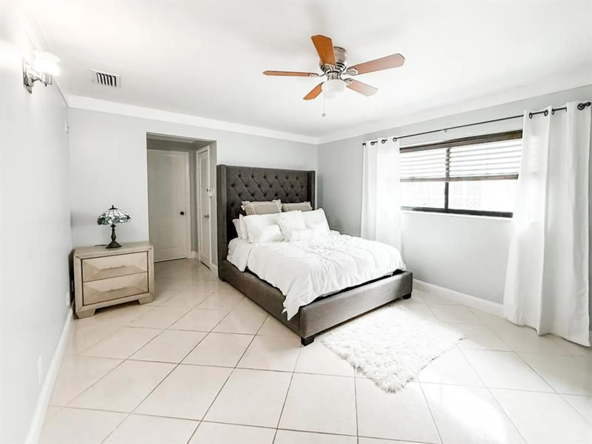 Property Slideshow image 17 of 41 | 755 nw 74th way, Margate, FL, 33063