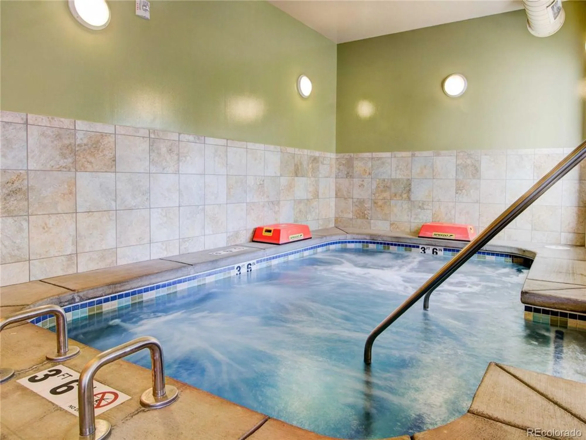 Property Slideshow image 13 of 16 | 3164 s wheeling way 308, Aurora, CO, 80014