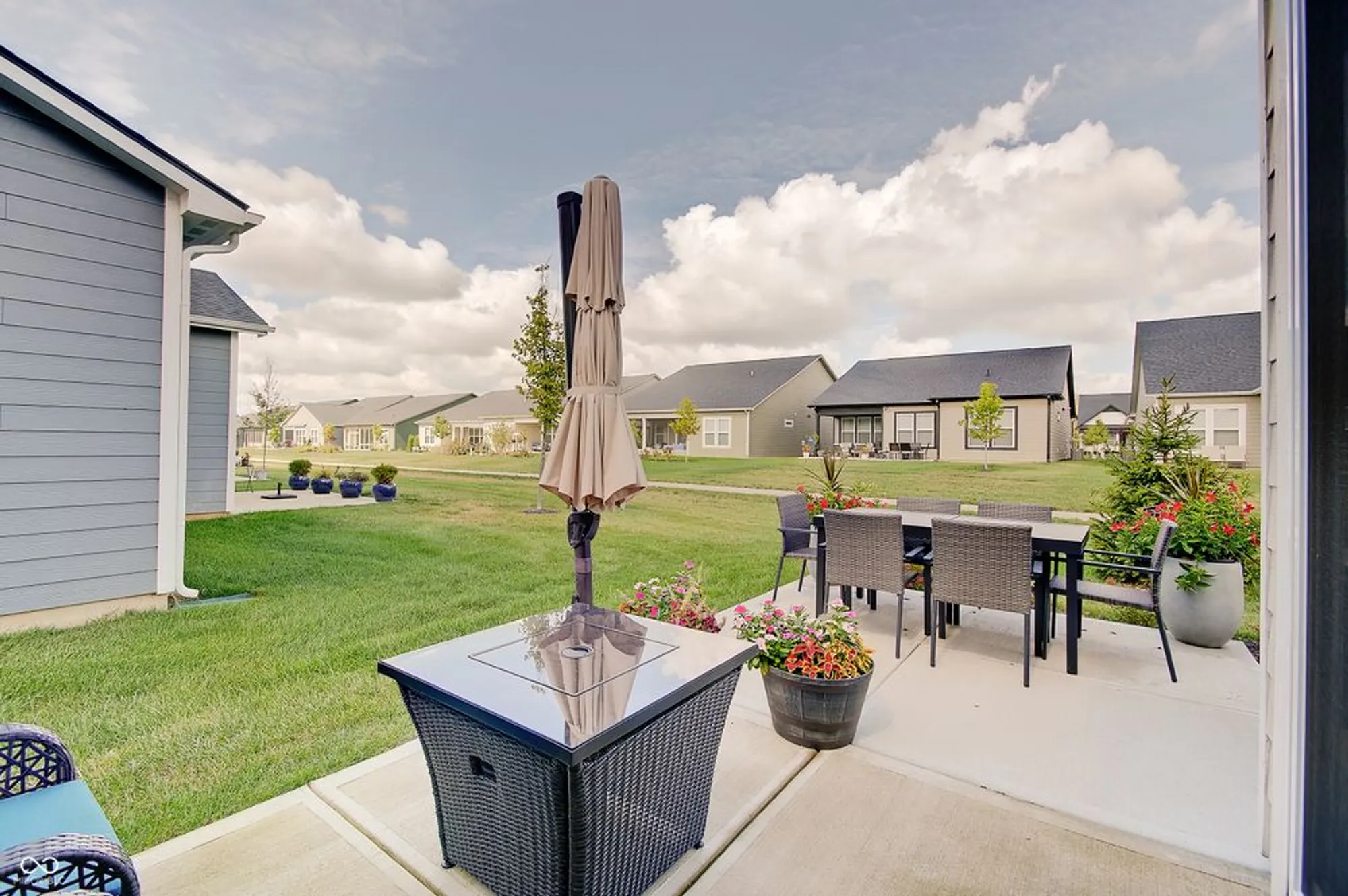 Property Slideshow image 30 of 46 | 2698 old rosebud ln, Westfield, IN, 46074