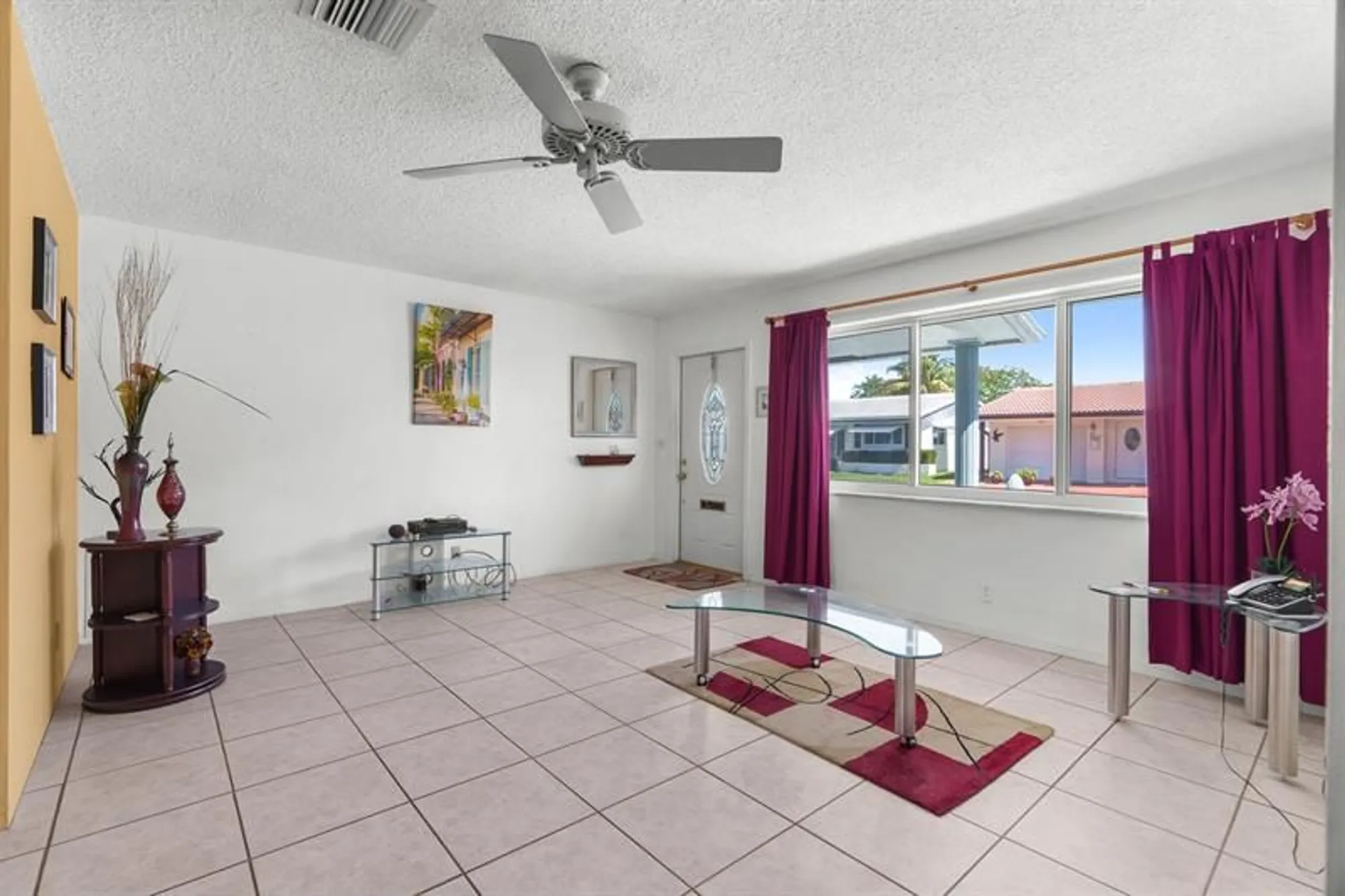 Property Slideshow image 6 of 35 | 4510 nw 49th ct, Tamarac, FL, 33319