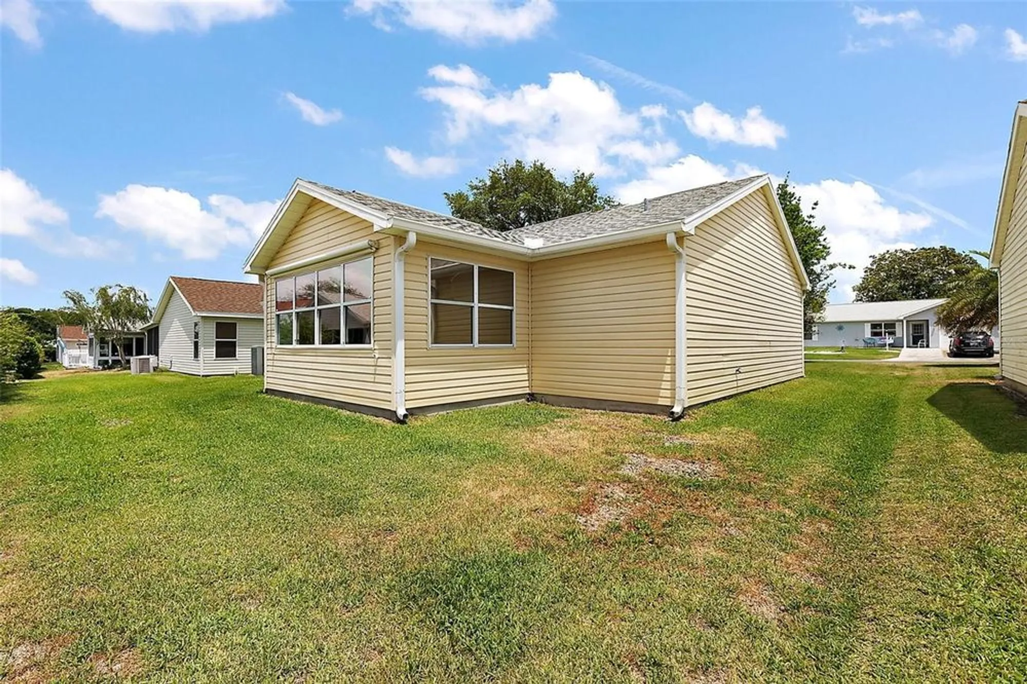 Property Slideshow image 33 of 39 | 518 alcazar ct, The Villages, FL, 32159