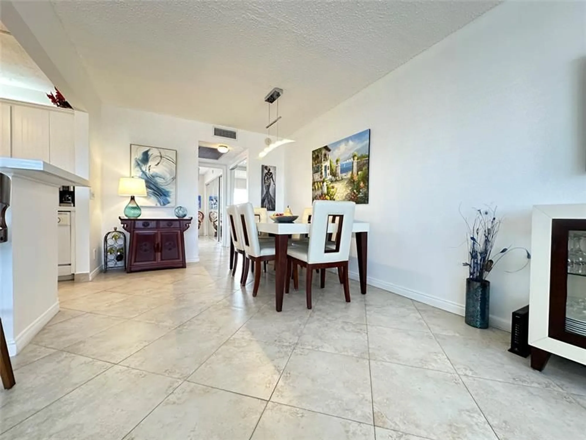 Property Slideshow image 6 of 64 | 4108 cambridge e unit e, Deerfield Beach, FL, 33442