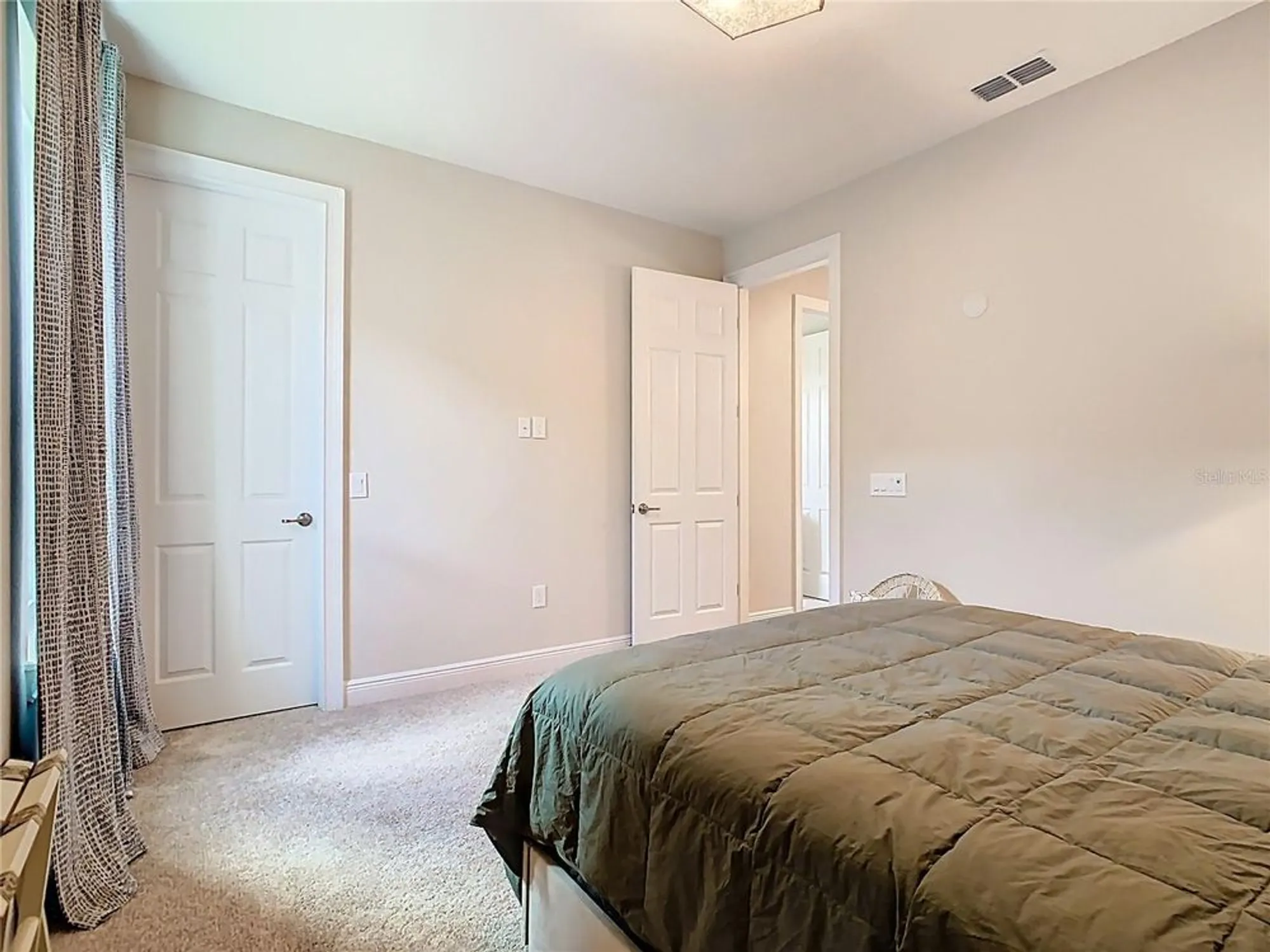 Property Slideshow image 41 of 67 | 418 treviso dr, Kissimmee, FL, 34759