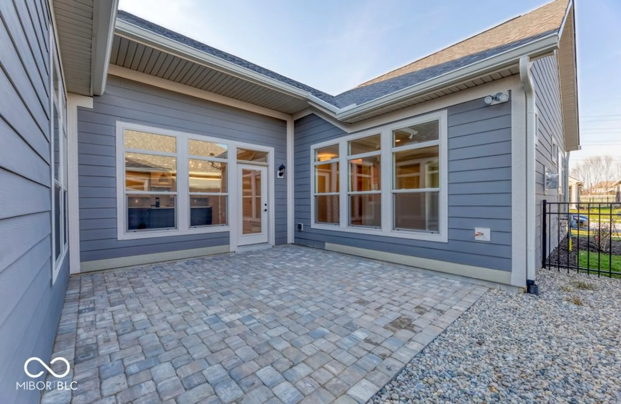 Property Slideshow image 28 of 38 | 2945 millgate dr, Carmel, IN, 46033