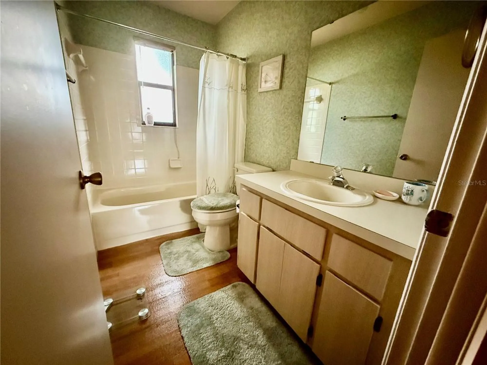 Property Slideshow image 21 of 29 | 2105 greenlaw ct # 2105, Leesburg, FL, 34788