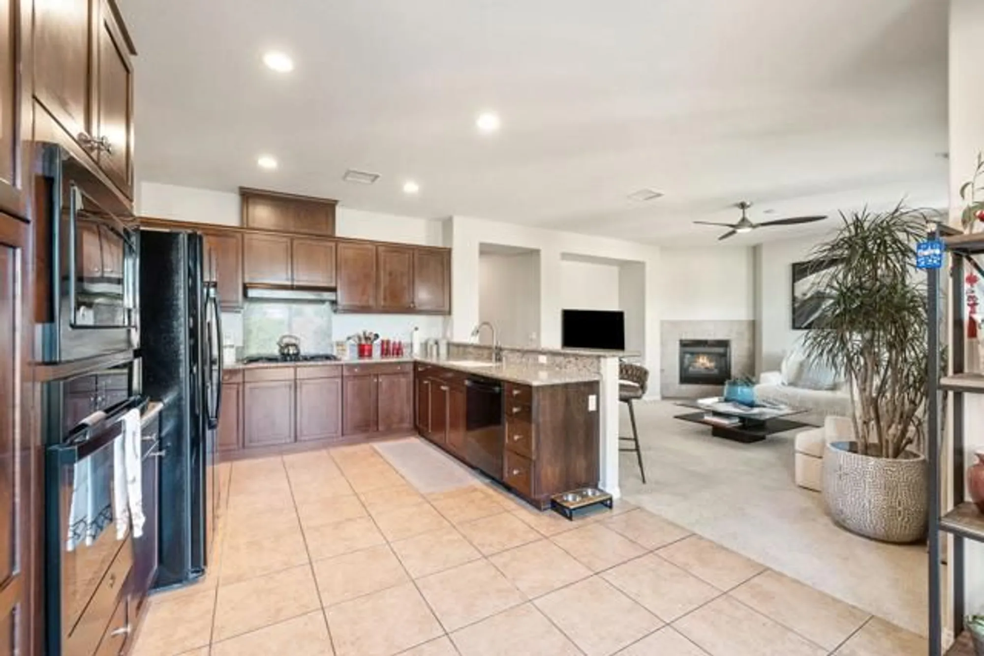 Property Slideshow image 7 of 65 | 82922 spirit mountain dr, Indio, CA, 92201