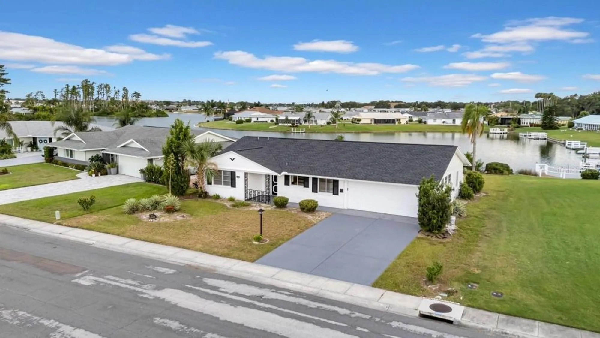 Property Slideshow image 2 of 12 | 1808 milford cir, Sun City Center, FL, 33573