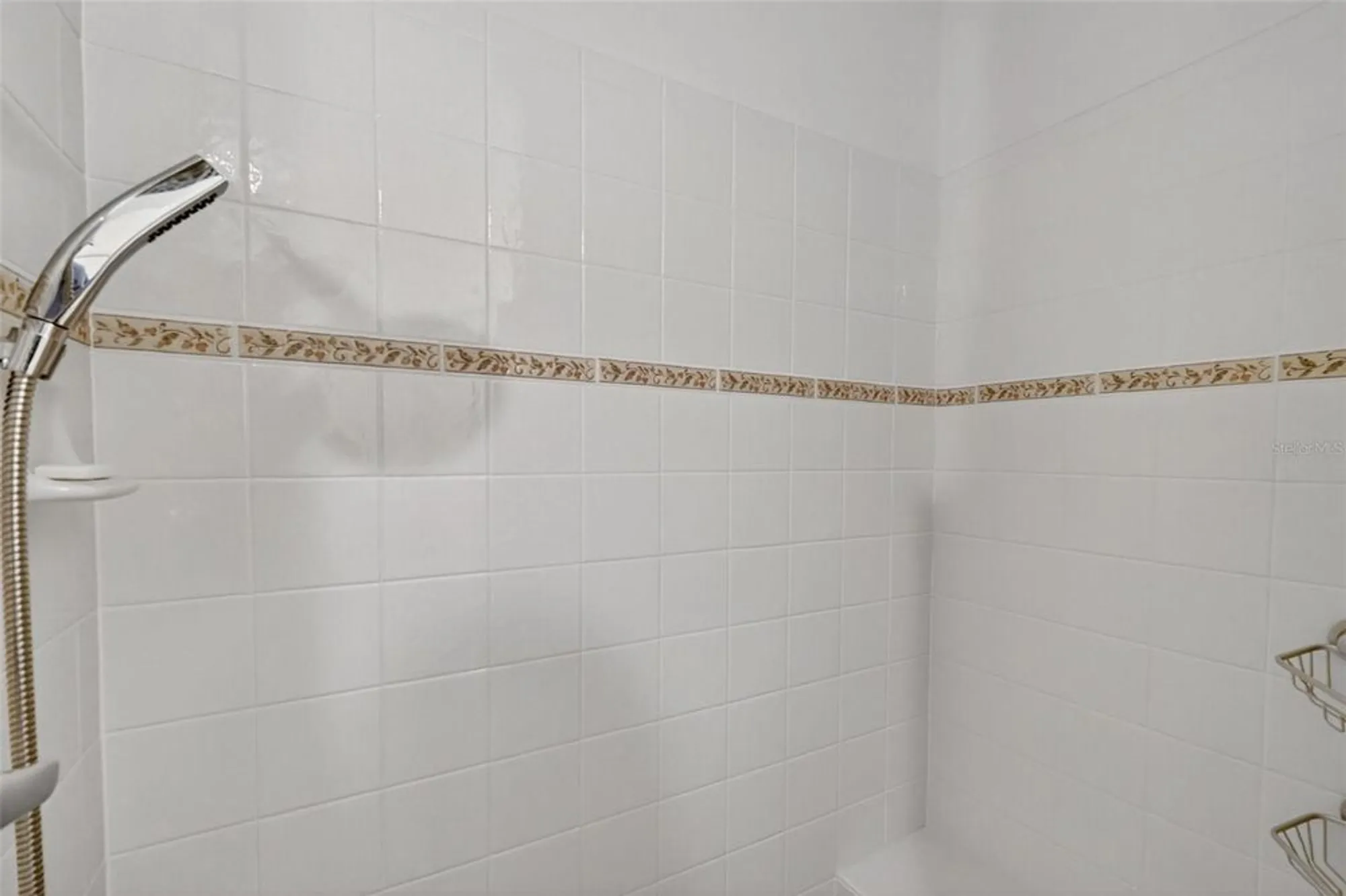 Property Slideshow image 15 of 25 | 2123 heather hill loop, The Villages, FL, 32162