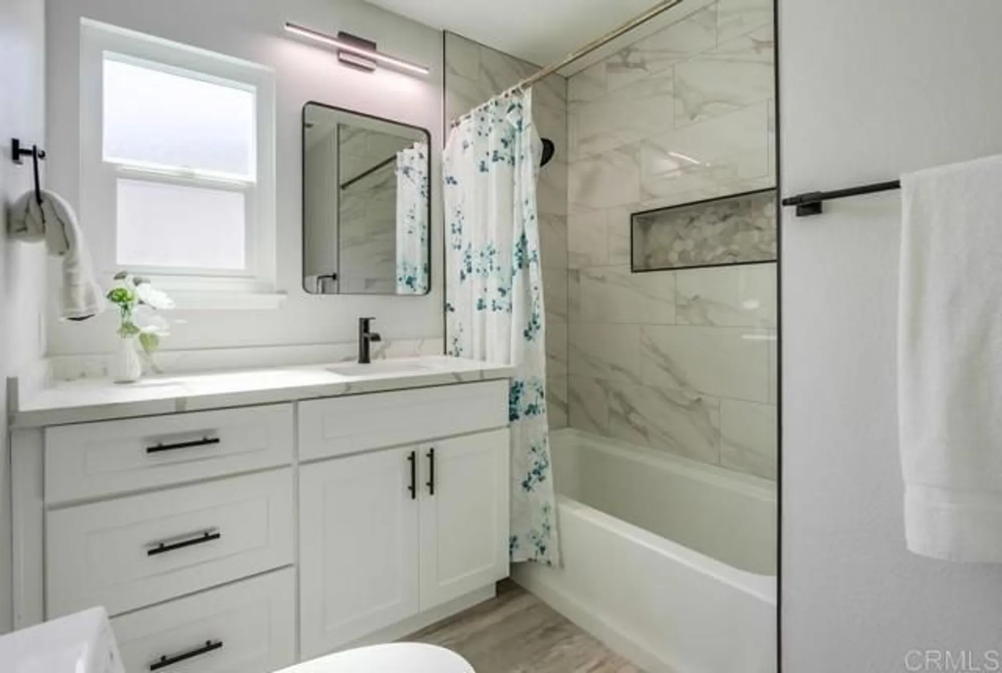 Property Slideshow image 32 of 39 | 3839 vista campana 6, Oceanside, CA, 92057