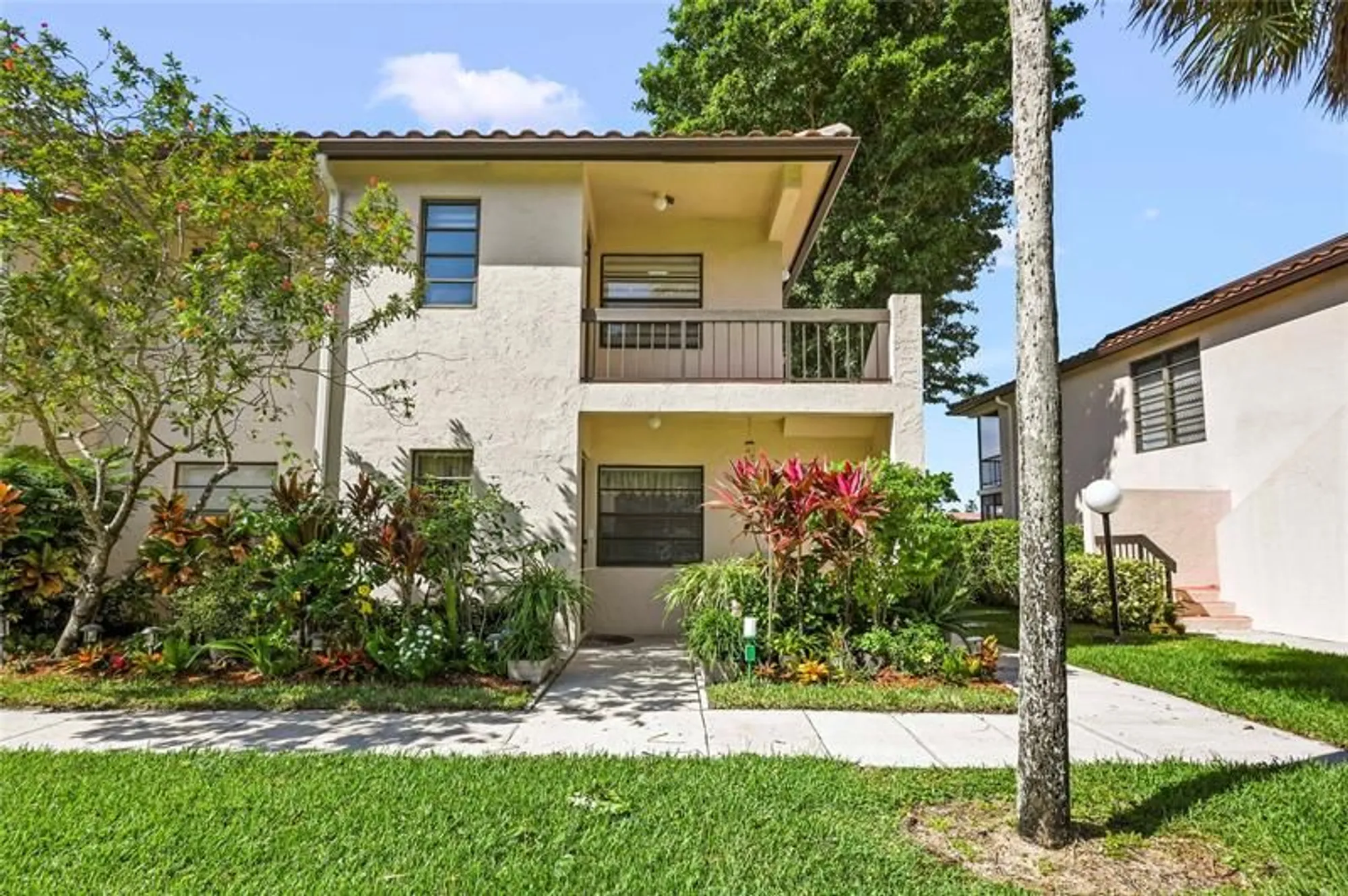 Property Slideshow image 8 of 26 | 21649 juego cir apt 4e, Boca Raton, FL, 33433