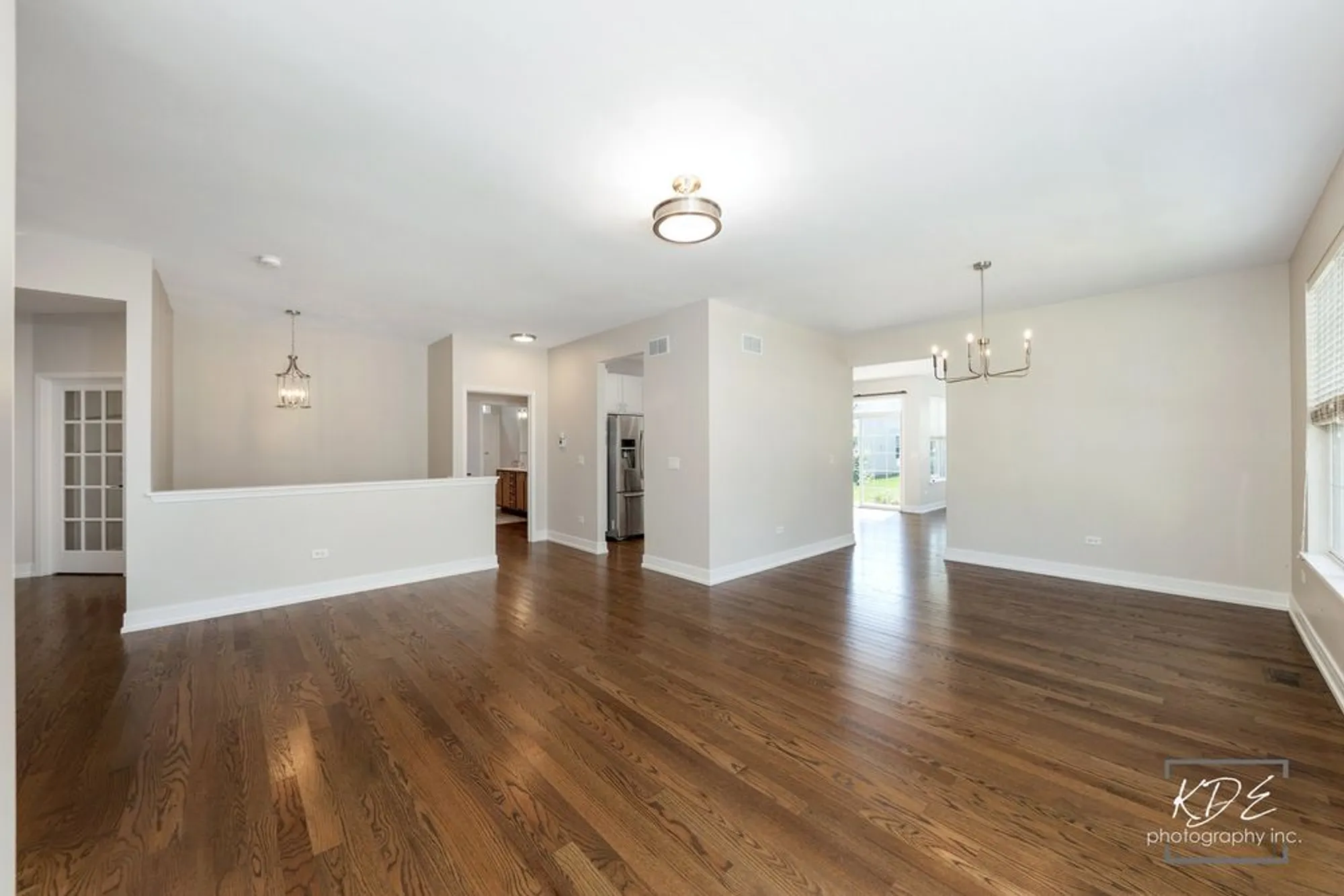 Property Slideshow image 16 of 33 | 2836 hillcrest cir, Naperville, IL, 60564