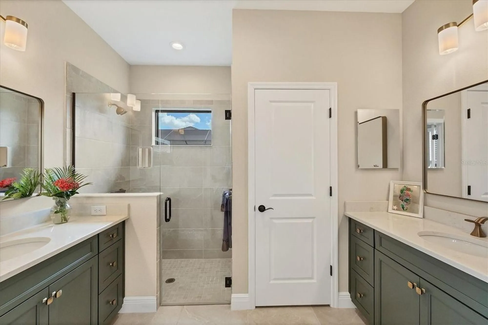 Property Slideshow image 26 of 85 | 26524 mickelson dr, Englewood, FL, 34223