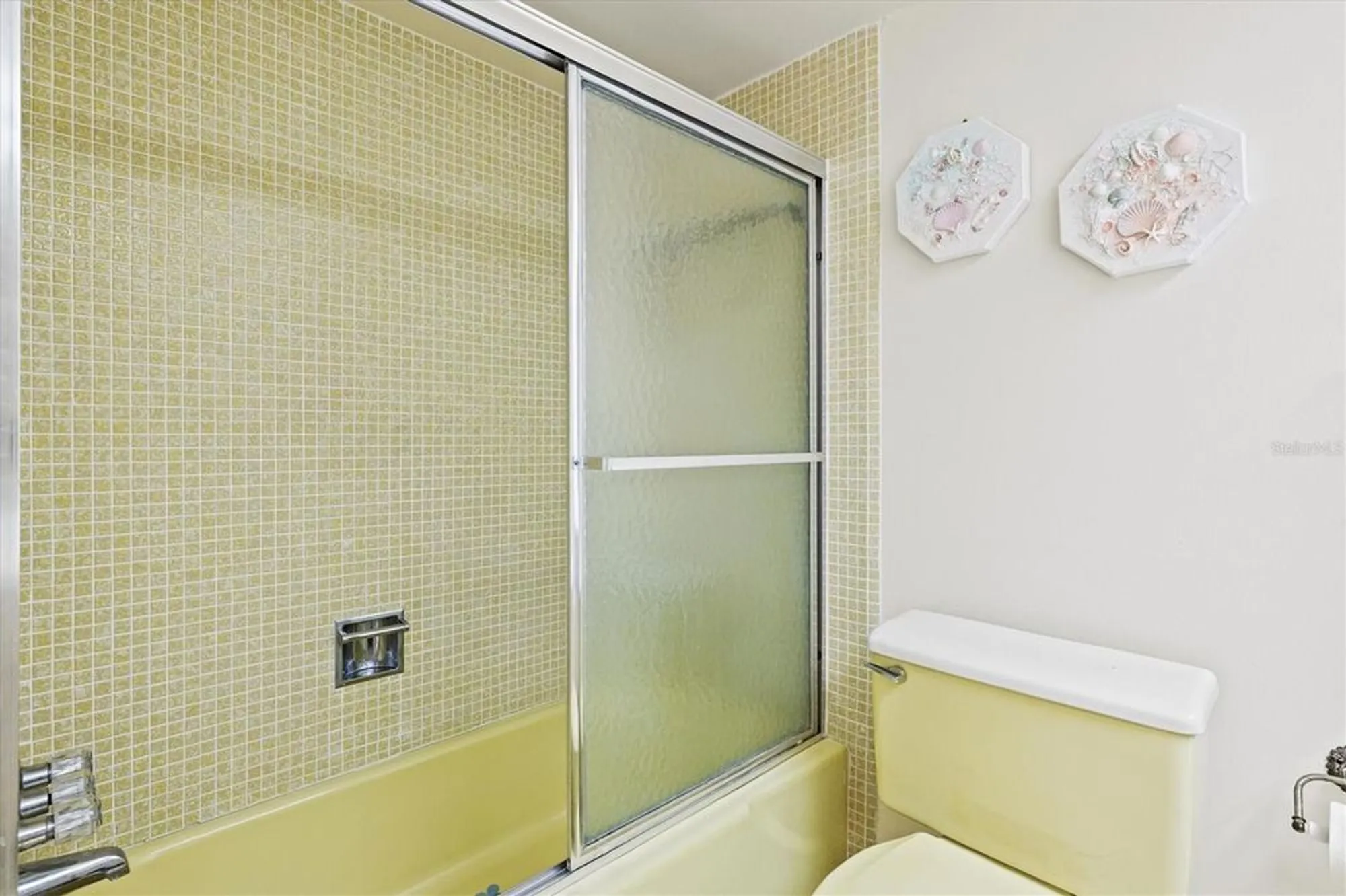 Property Slideshow image 41 of 82 | 7461 w country club dr 408, Sarasota, FL, 34243