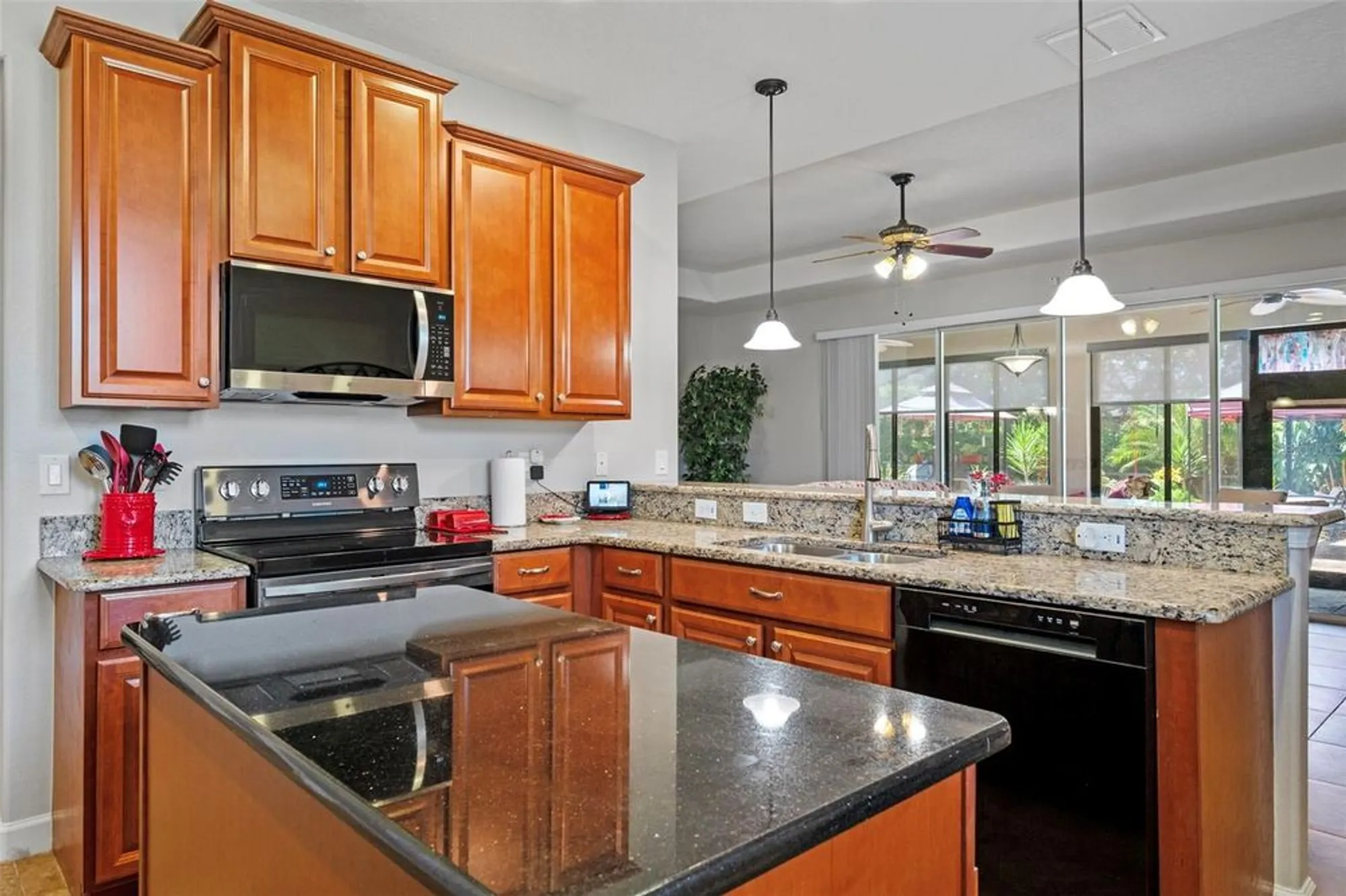 Property Slideshow image 13 of 42 | 4016 serena ln, Clermont, FL, 34711