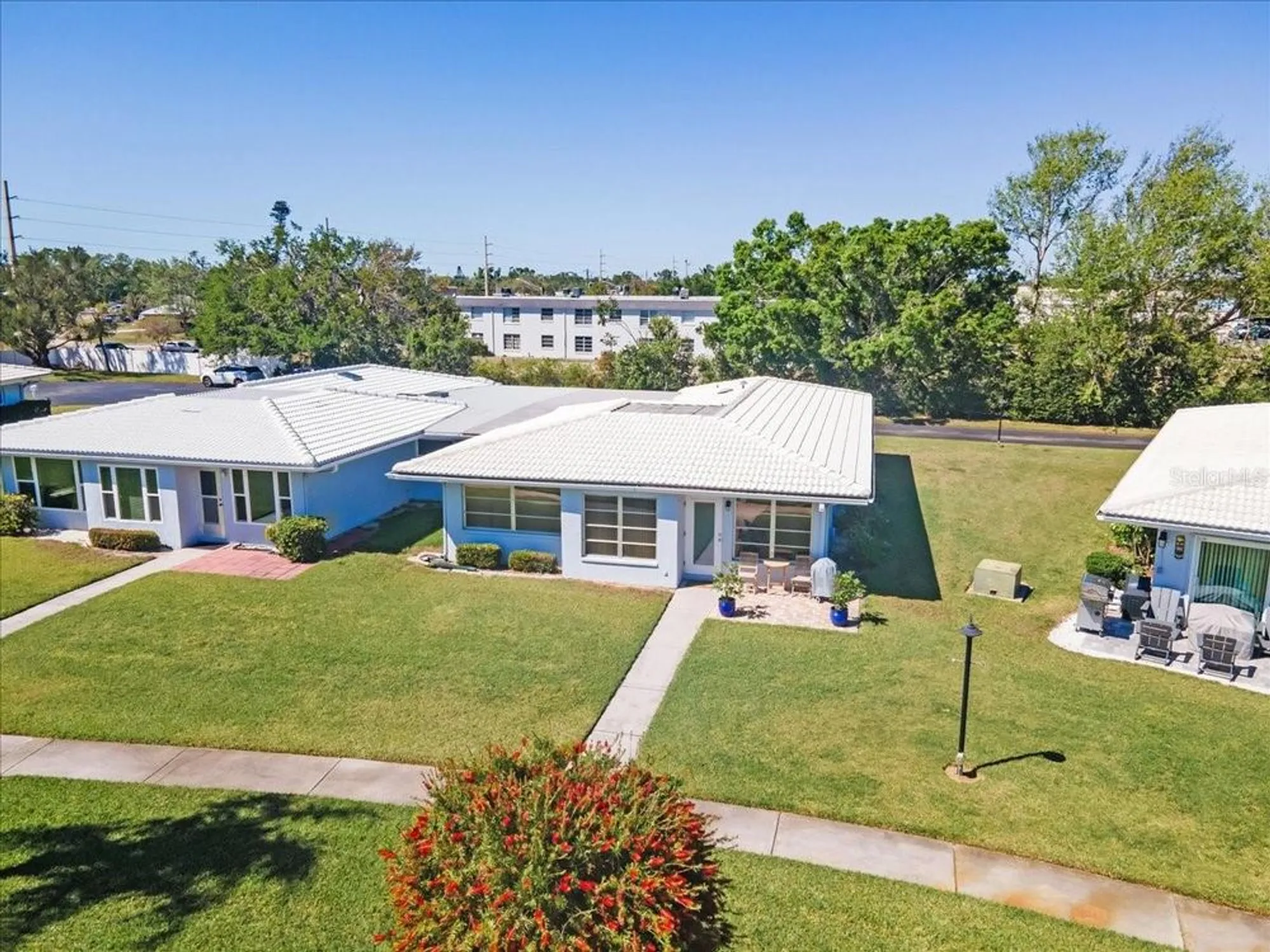 Property Slideshow image 28 of 36 | 3626 medford ln # 1537, Sarasota, FL, 34232