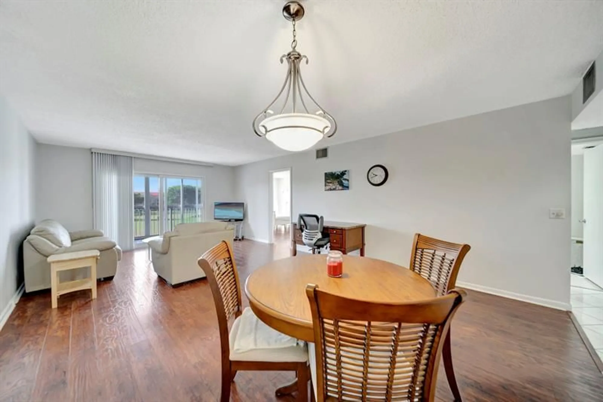 Property Slideshow image 11 of 54 | 900 sw 128th ave, Pembroke Pines, FL, 33027