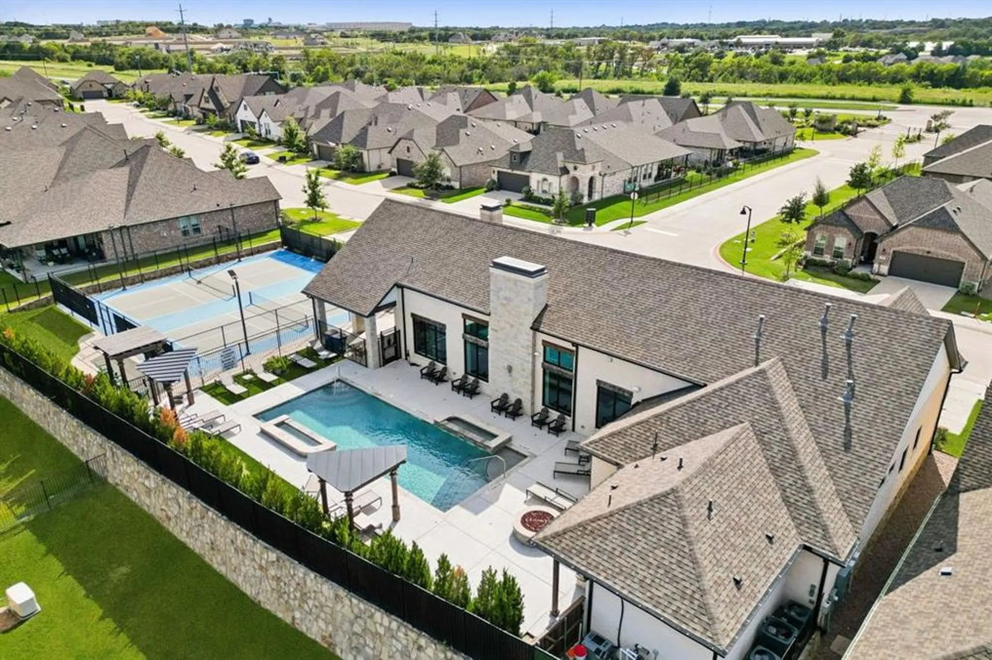 Property Slideshow image 28 of 30 | 1605 madrid way, Rockwall, TX, 75087