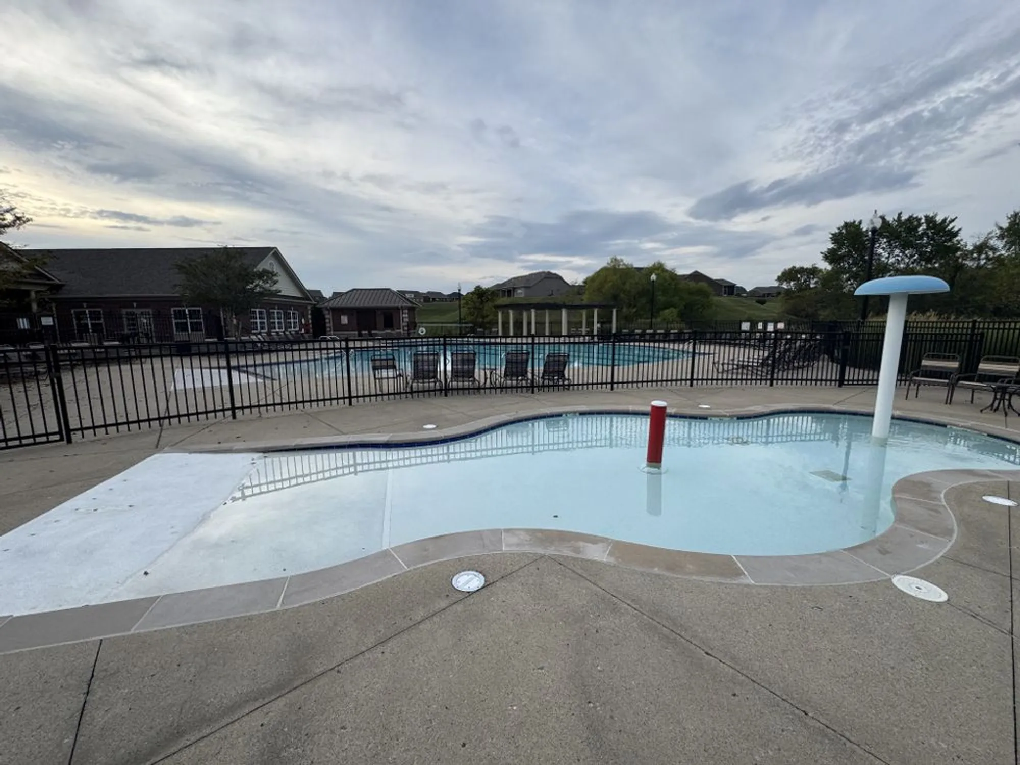Property Slideshow image 36 of 39 | 1570 cedarbrooke ln, Lebanon, TN, 37090