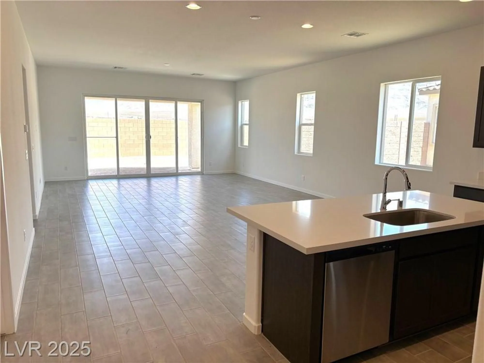 Property Slideshow image 10 of 29 | 5720 e badlands ln, Pahrump, NV, 89061