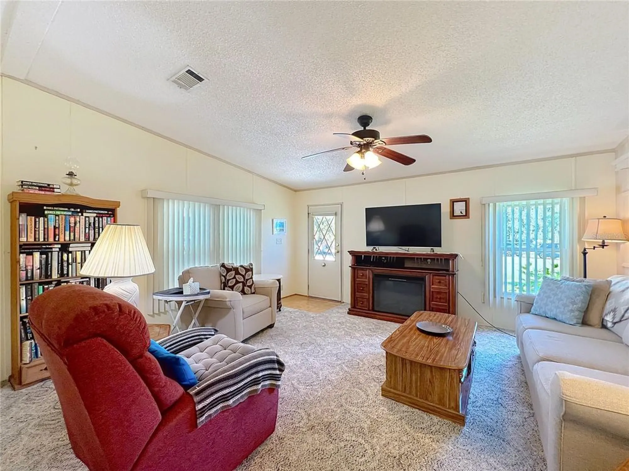 Property Slideshow image 7 of 45 | 25125 bellevue, Leesburg, FL, 34748