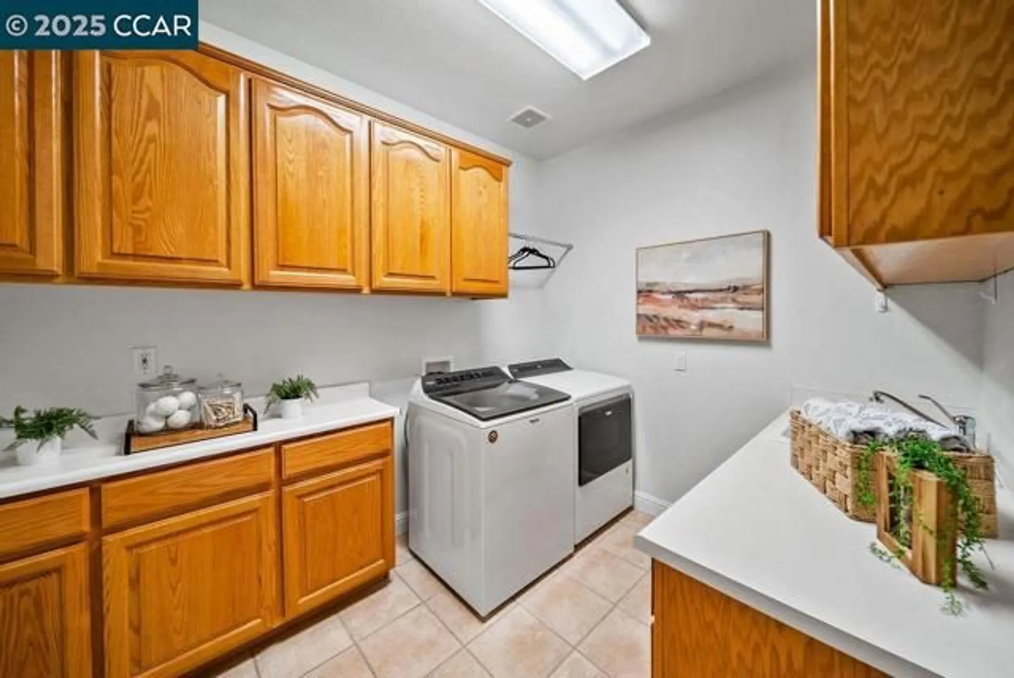 Property Slideshow image 31 of 40 | 742 richardson dr, Brentwood, CA, 94513