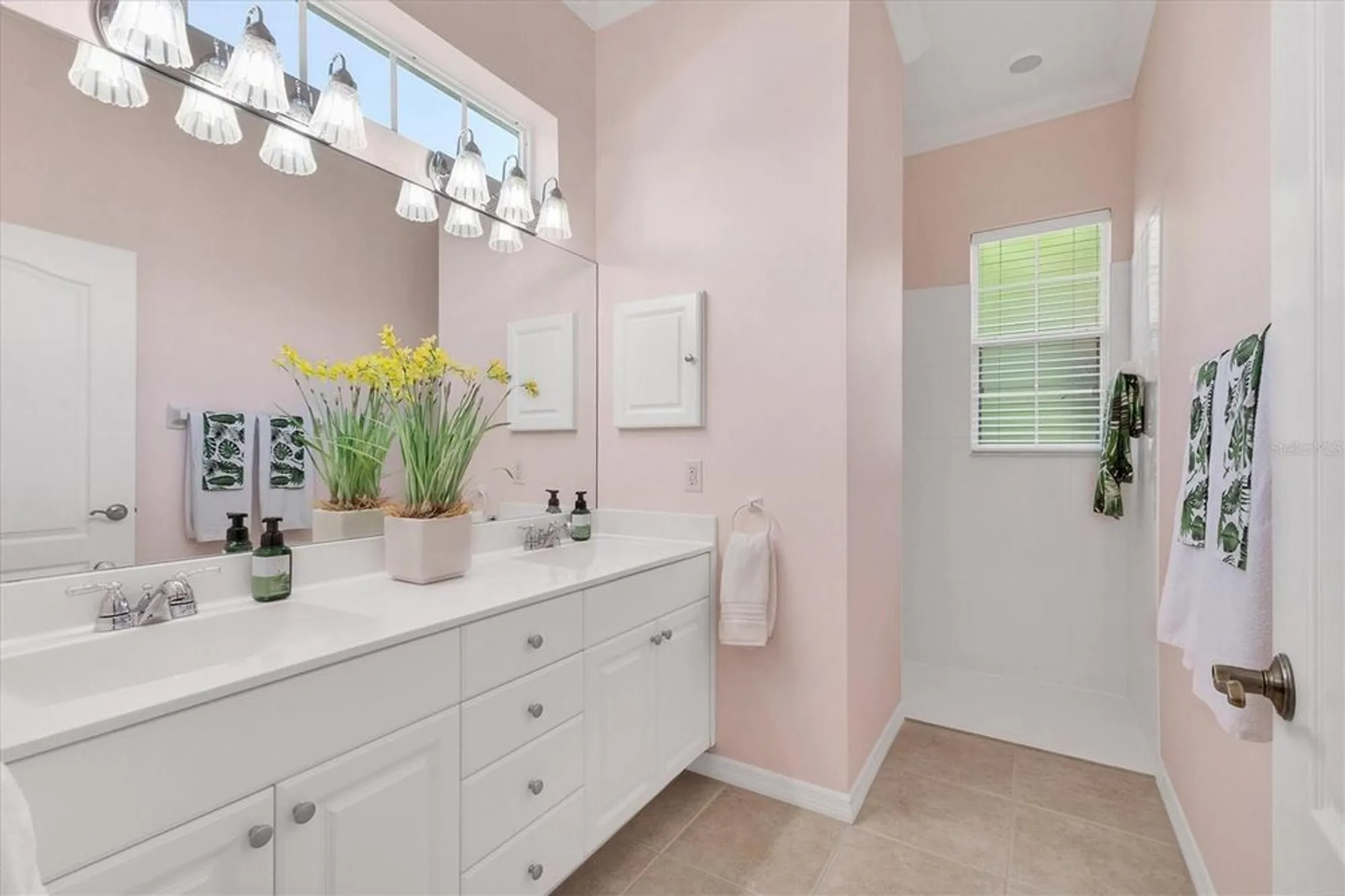 Property Slideshow image 23 of 50 | 1630 monarch dr # 1630, Venice, FL, 34293